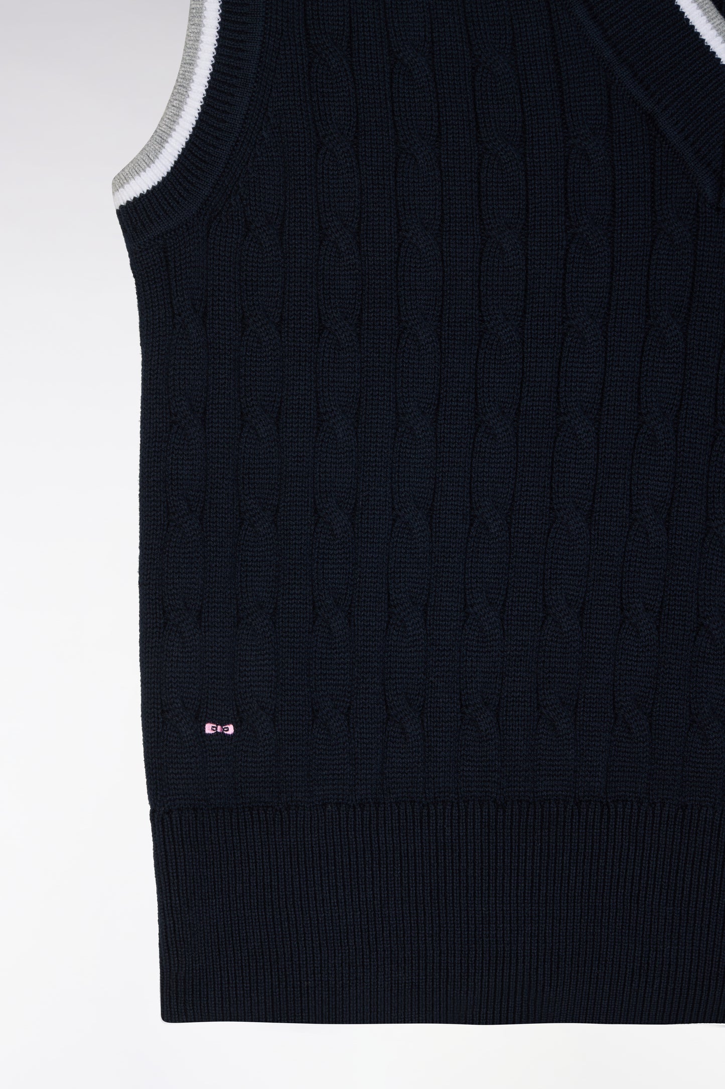 Relaxed-fit navy blue cable cotton sleeveless jumper