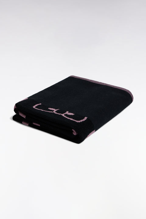 Navy cotton terry beach towel with pink Eden Park jacquard - Image 3