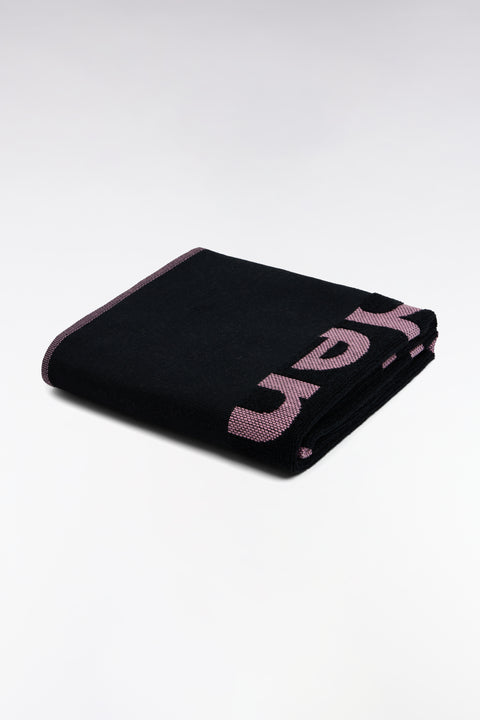 Navy cotton terry beach towel with pink Eden Park jacquard - Image 2