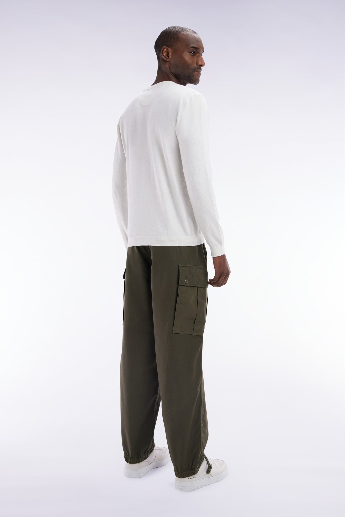 Straight-cut khaki cotton cargo pants