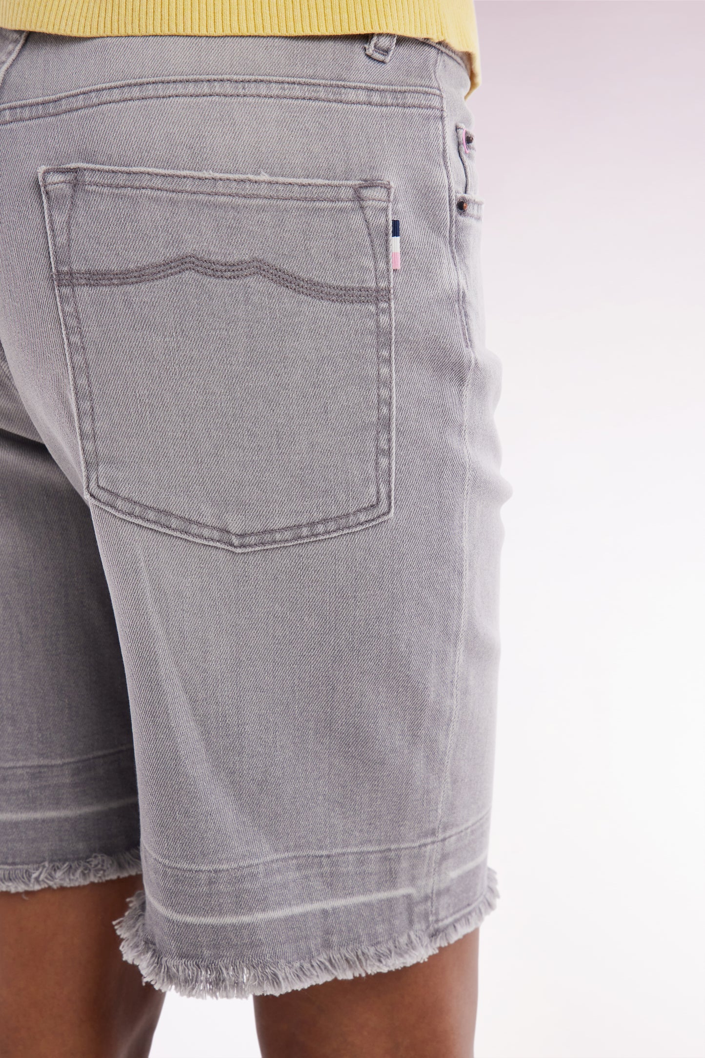 Relaxed fit grey stretch denim shorts
