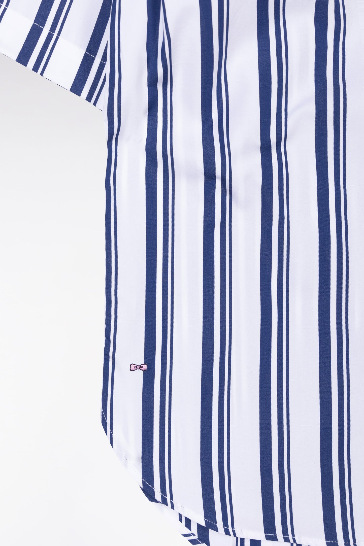 Oversized short-sleeved striped shirt in navy and white cotton
