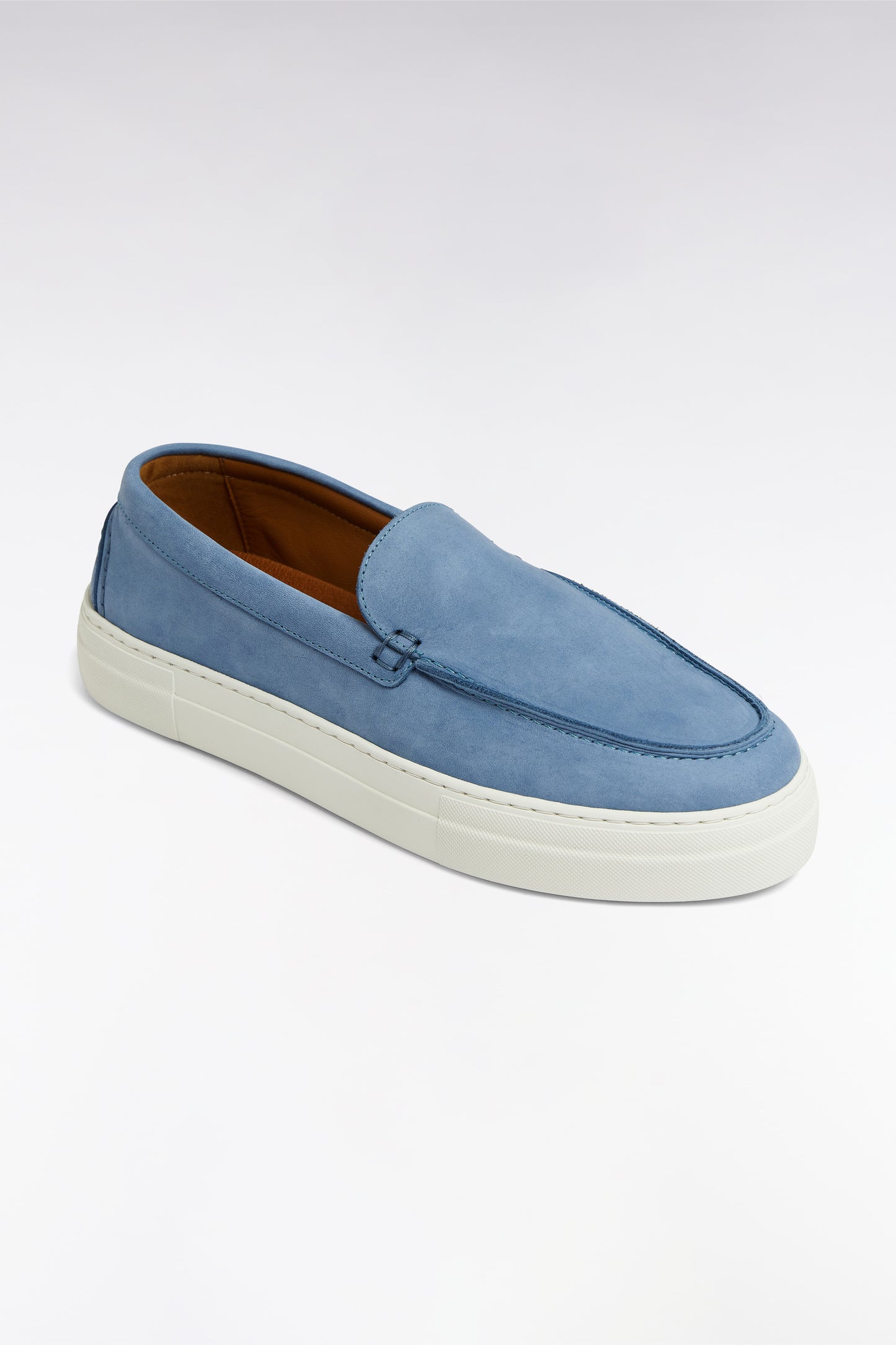 Loafers with sneakers soles in grey suede leather