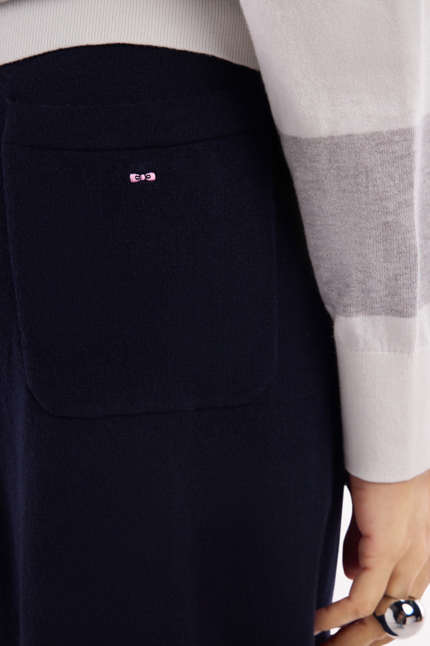 Relaxed-fit wide-leg navy trousers in organic cotton and cashmere