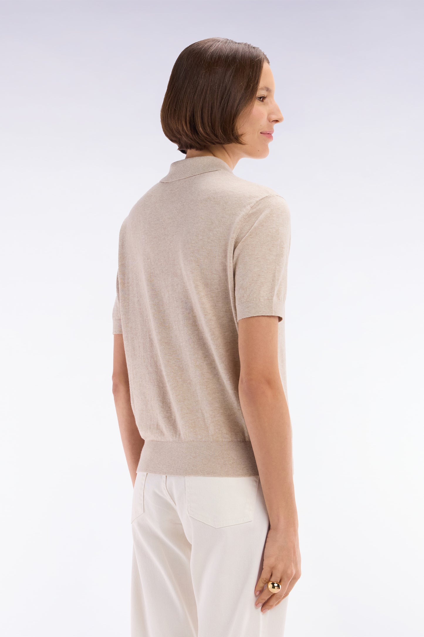 Straight-fit short-sleeved beige jumper with polo collar