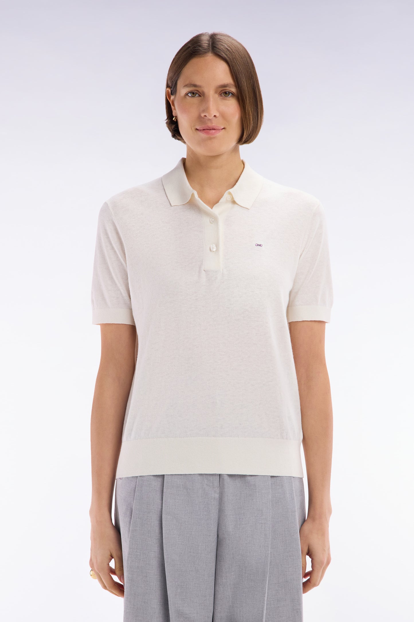 Straight-fit short-sleeved ecru jumper with polo collar