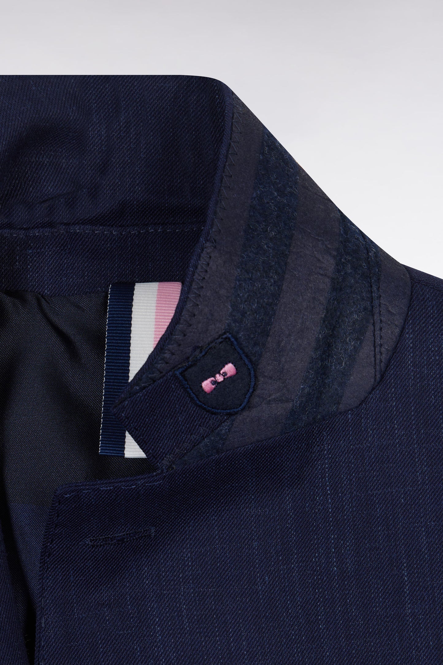 Navy jacket in wool and stretch linen dyed yarn