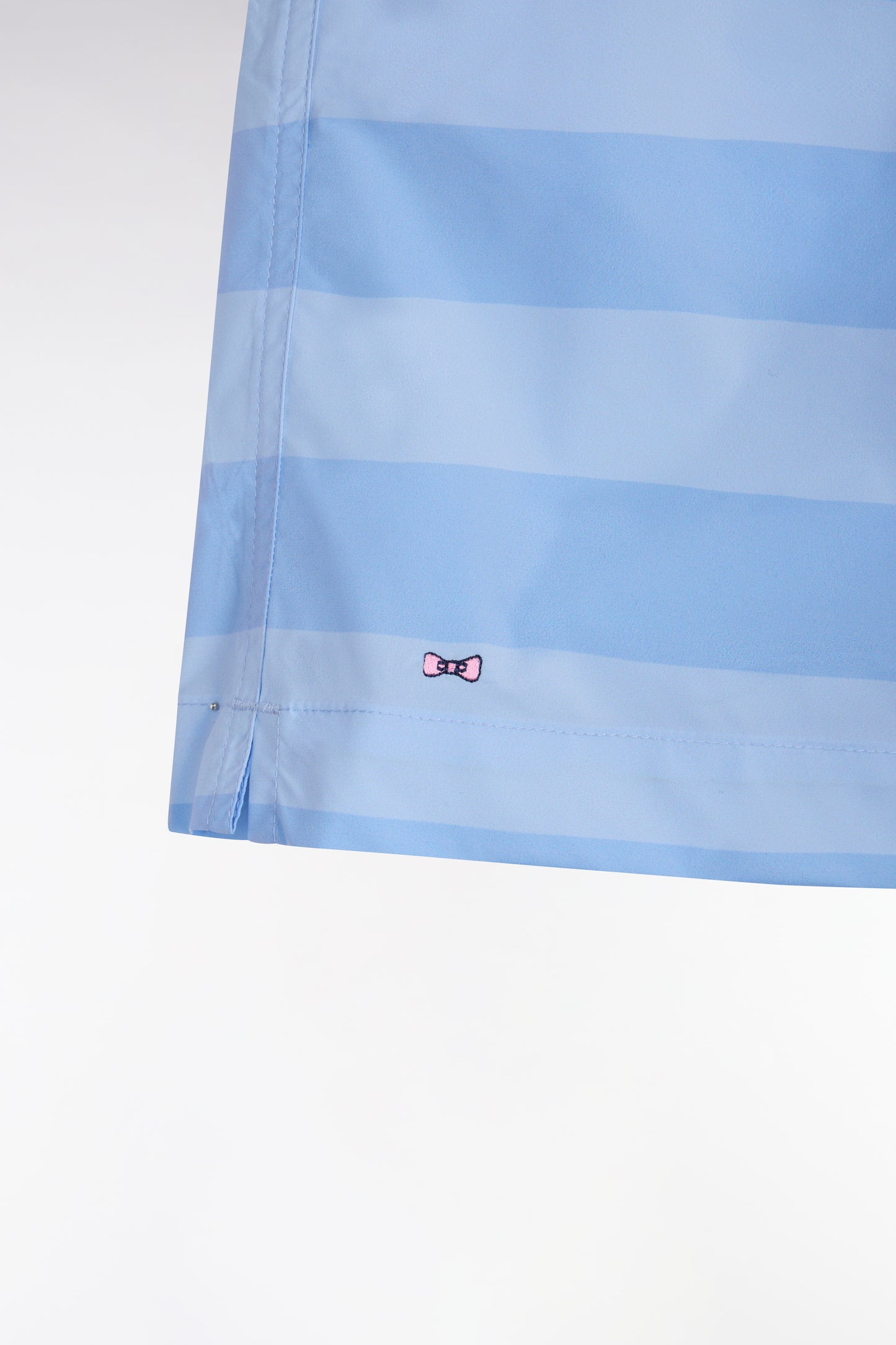 Maillot de bain à rayures bleu ciel