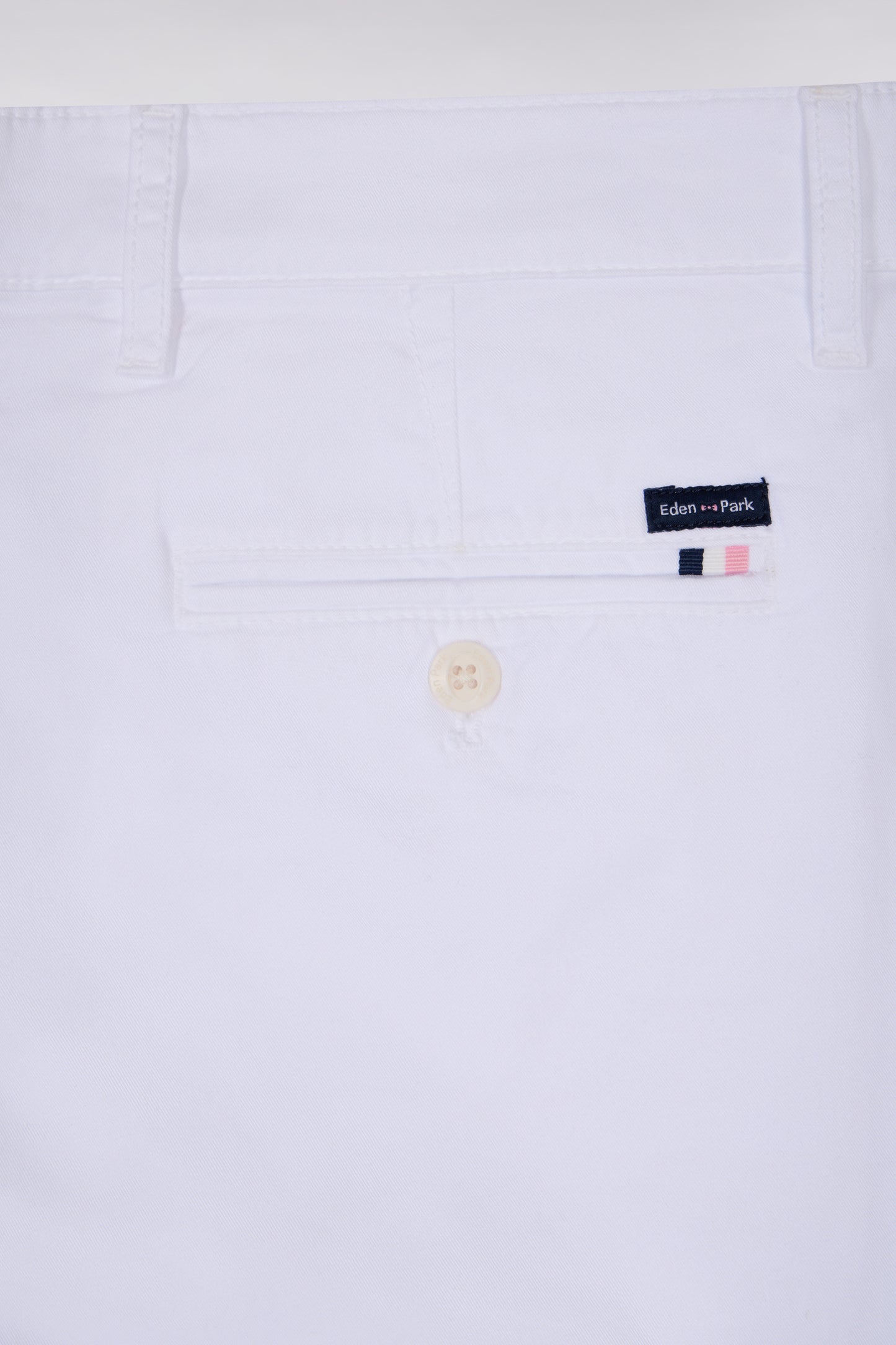 Bermuda chino en gabardine stretch blanc