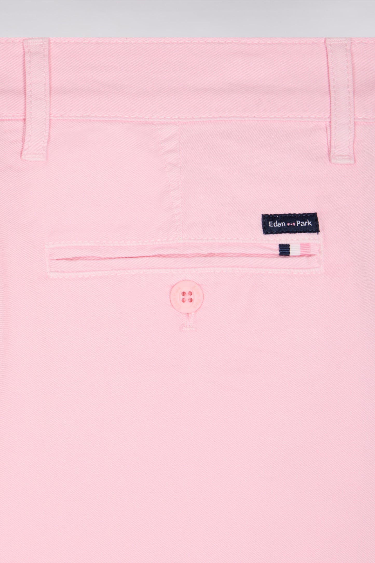 Chino Bermuda shorts in pink stretch gabardine
