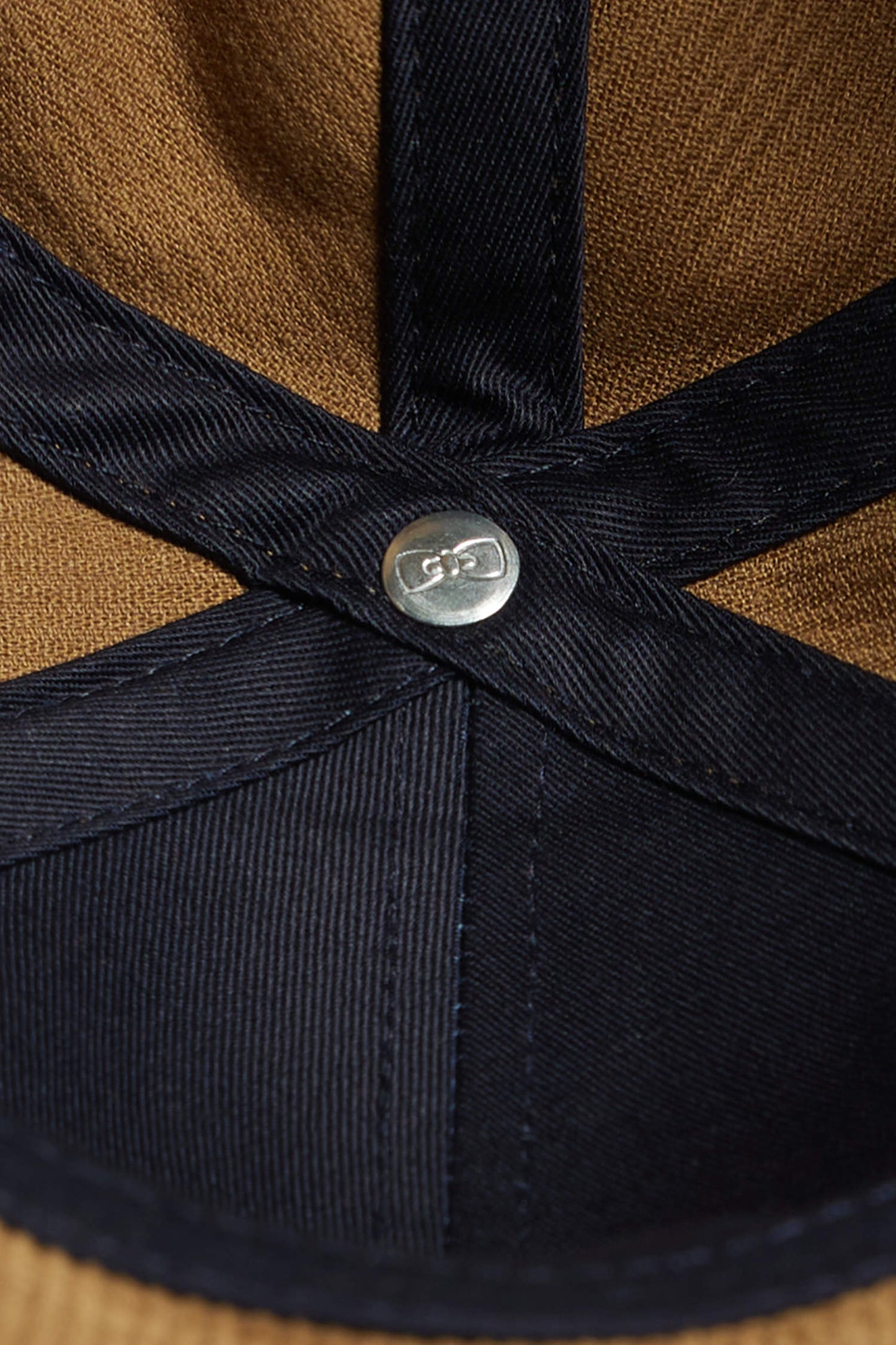 Hazelnut corduroy cap