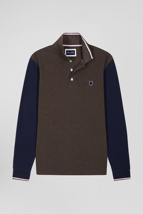 Regular brown long-sleeved cotton piqué polo shirt with jacquard collar and rubber badge - Image 2