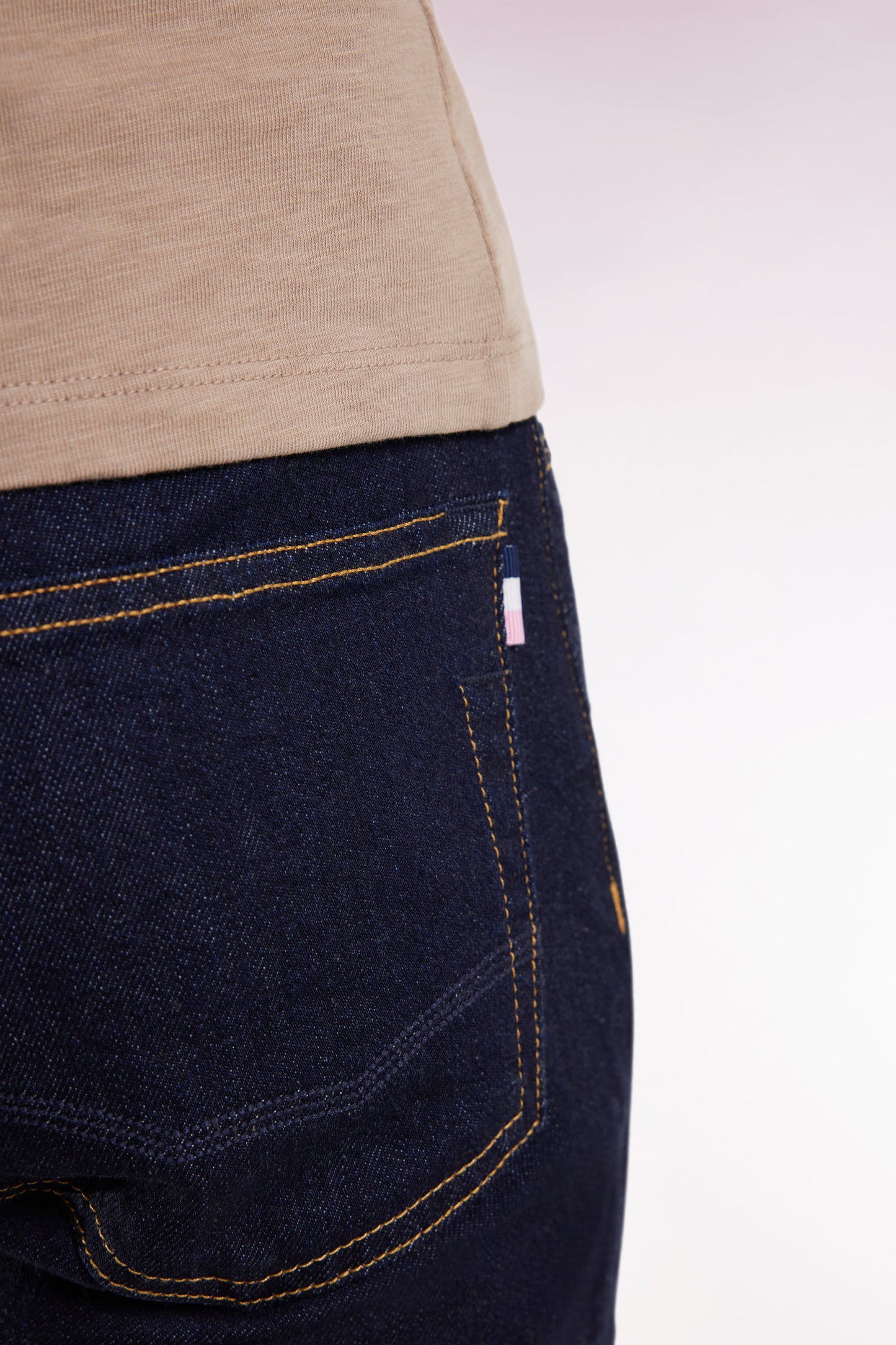 Jean 5 poches en denim stretch brut coupe Regular