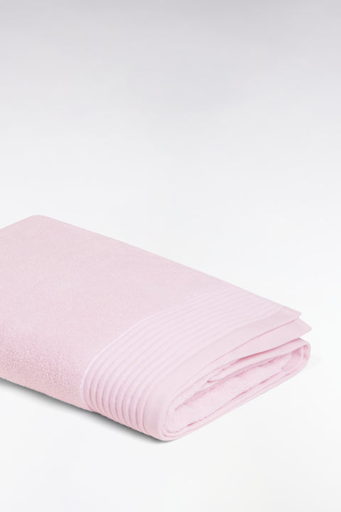 Pink cotton terry bath towel - Image 3