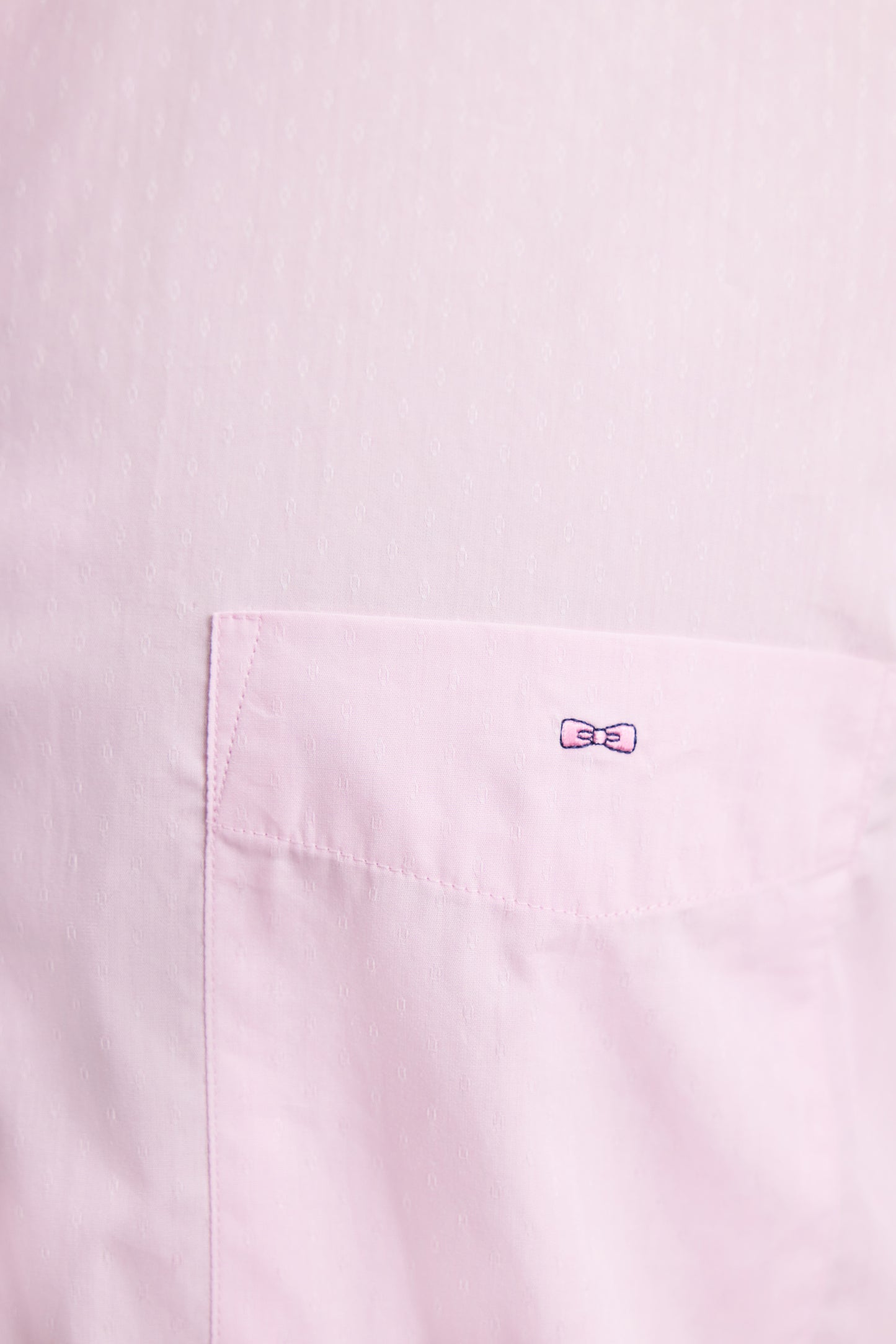 Chemise en coton rose à micro-motifs jacquard coupe droite