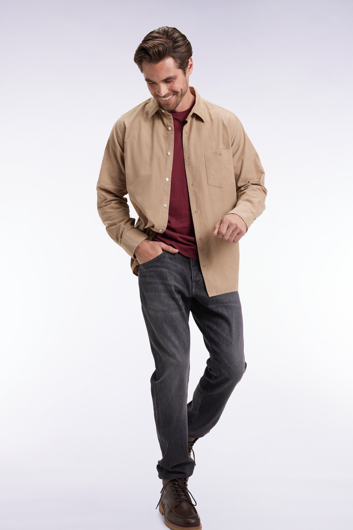 Beige straight-cut velvet shirt