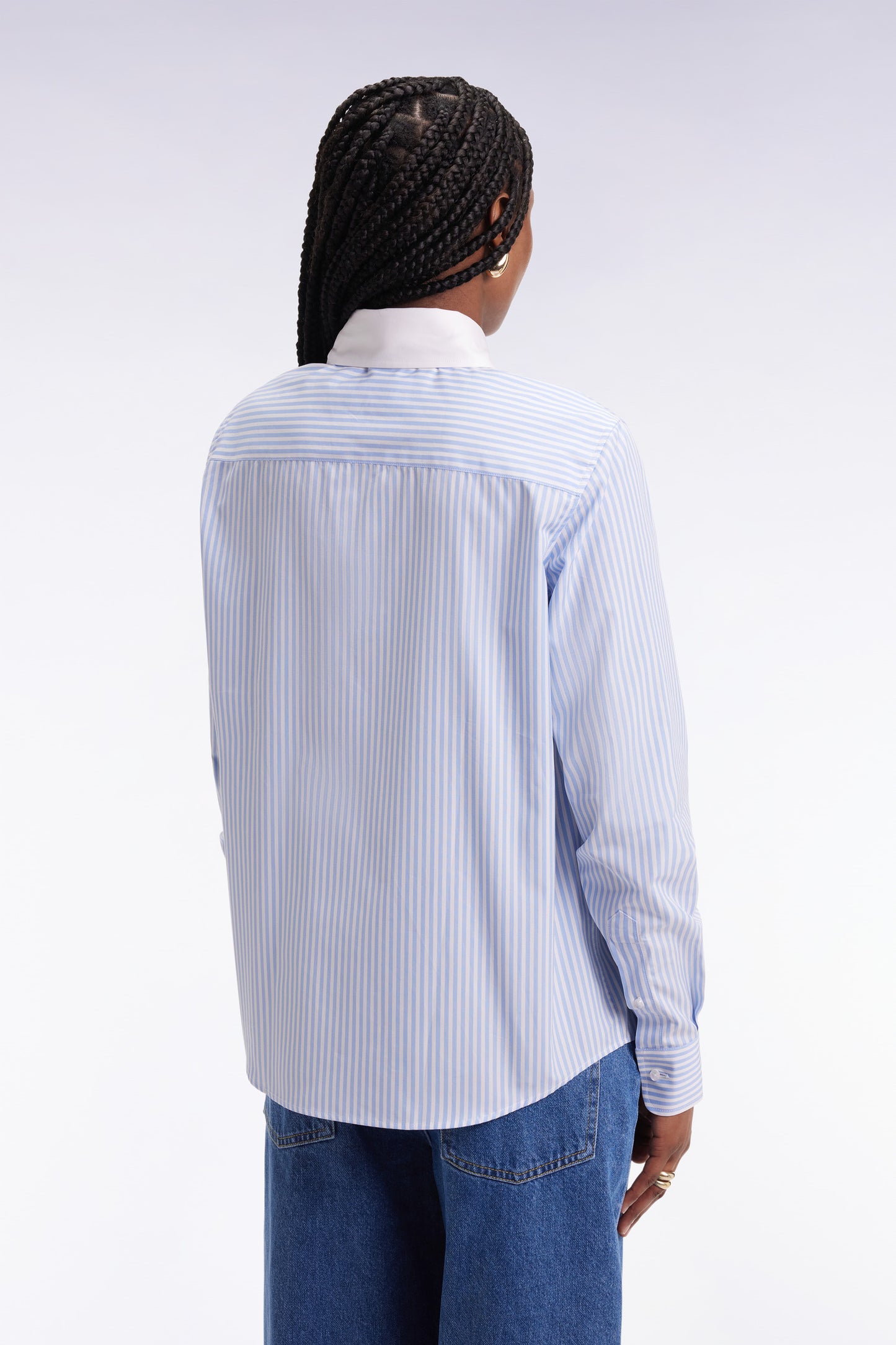 Chemise en popeline de coton rayée ciel et blanche coupe slim