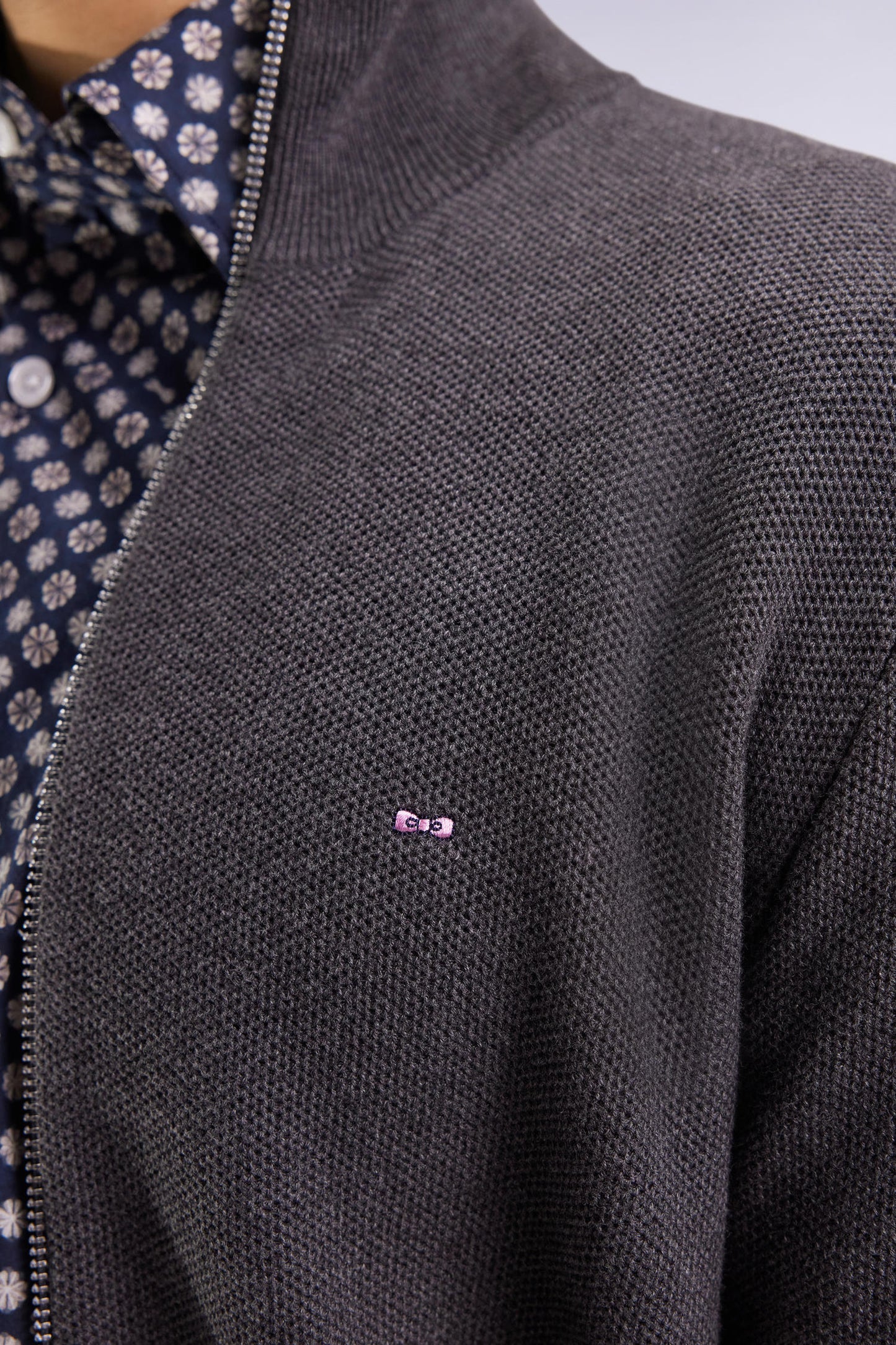 Cardigan en coton nid d'abeille gris coupe droite