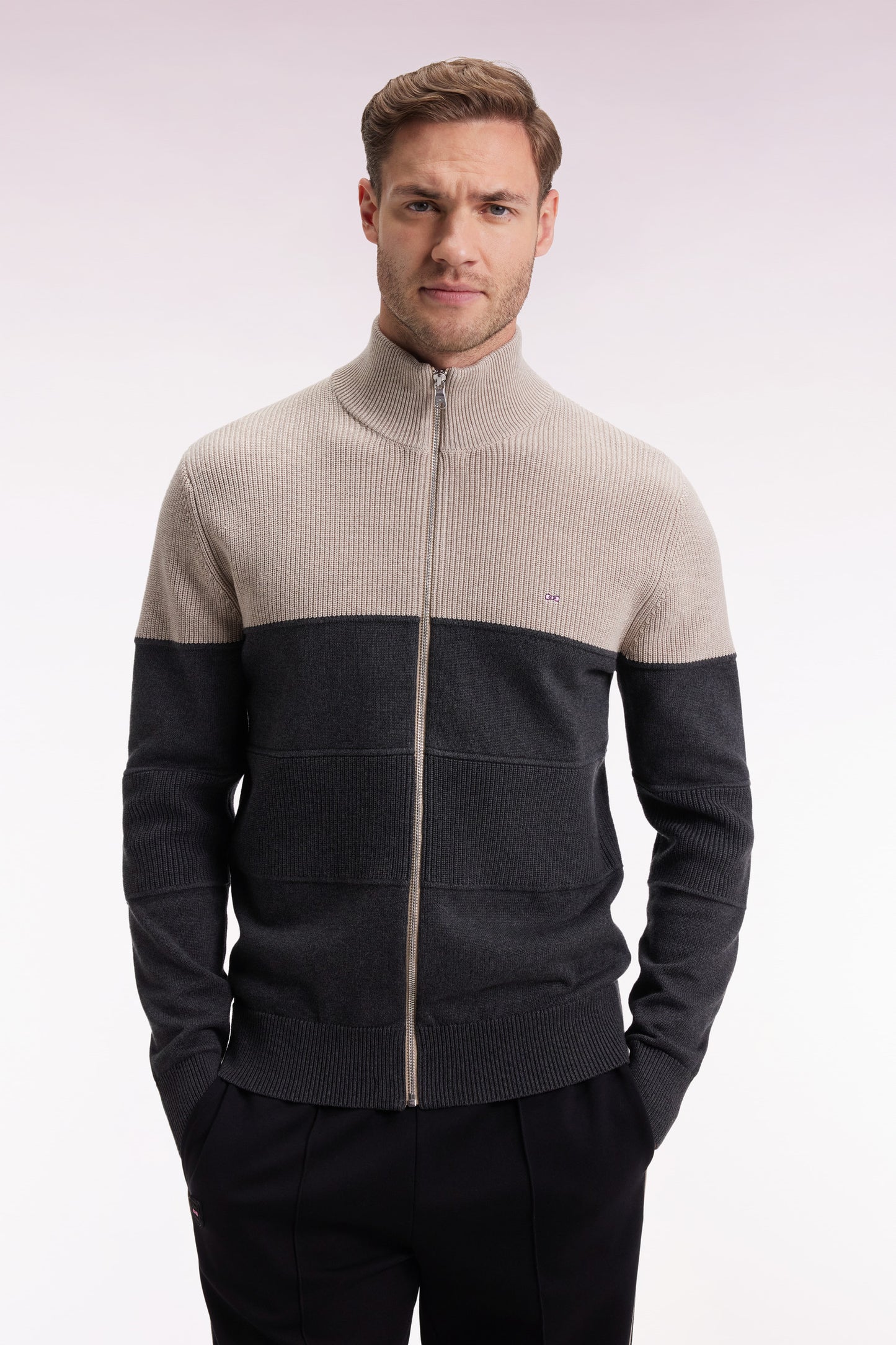 Zipped cardigan in two-tone beige and grey cotton, straight cut