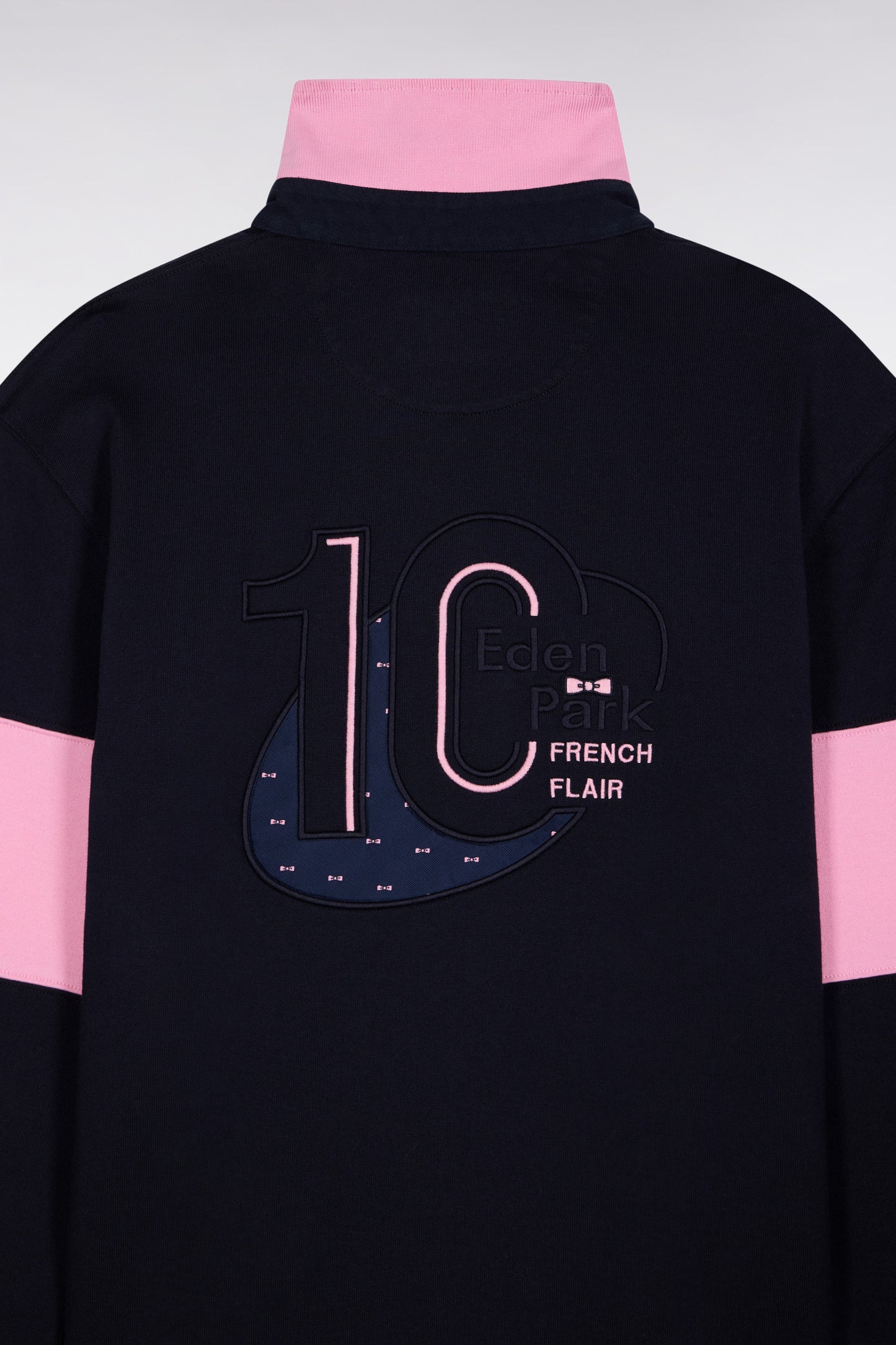 Long-sleeved jersey in thick navy embroidered back straight cut