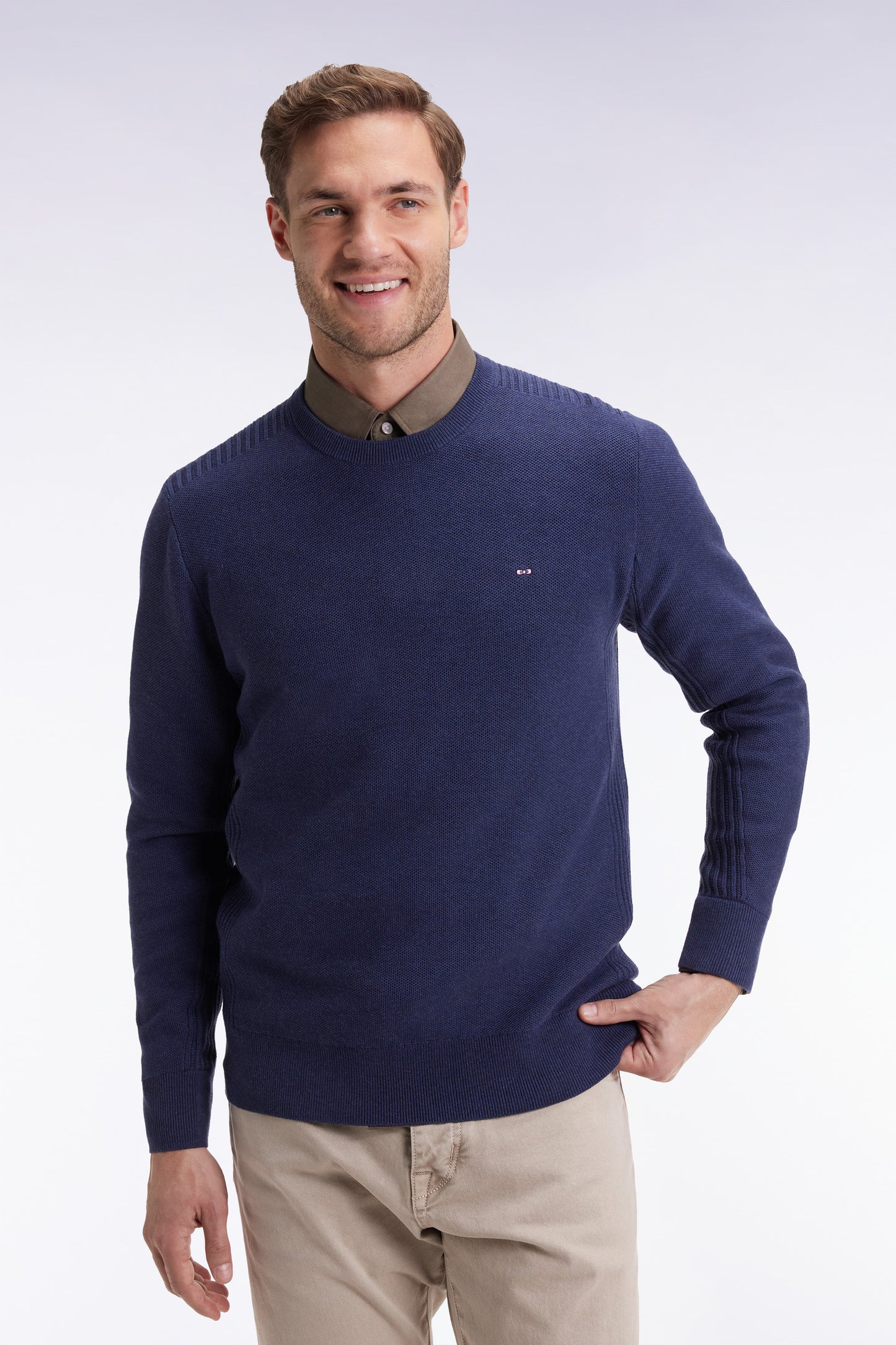 Round-neck sweater in navy cotton honeycomb