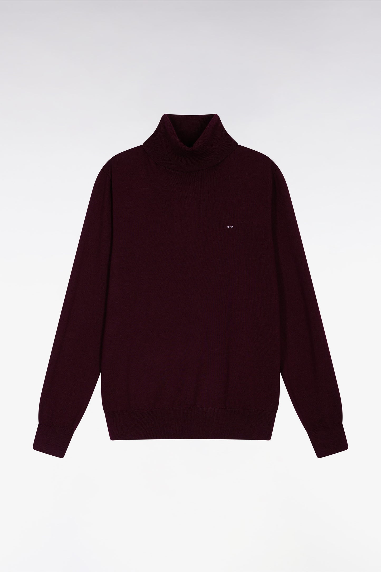 Turtleneck sweater in burgundy merino wool