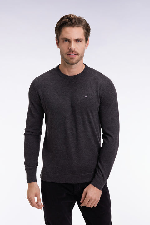 Dark grey merino wool round-neck sweater - Image 3