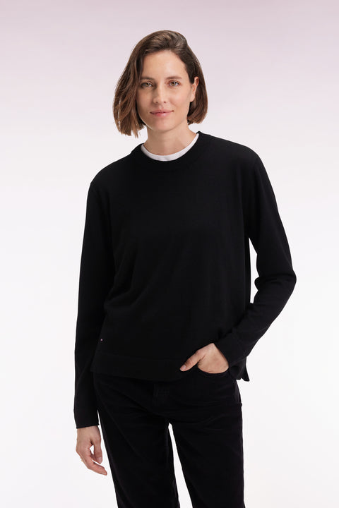 Pull à col rond en laine mérinos noir - Image 1