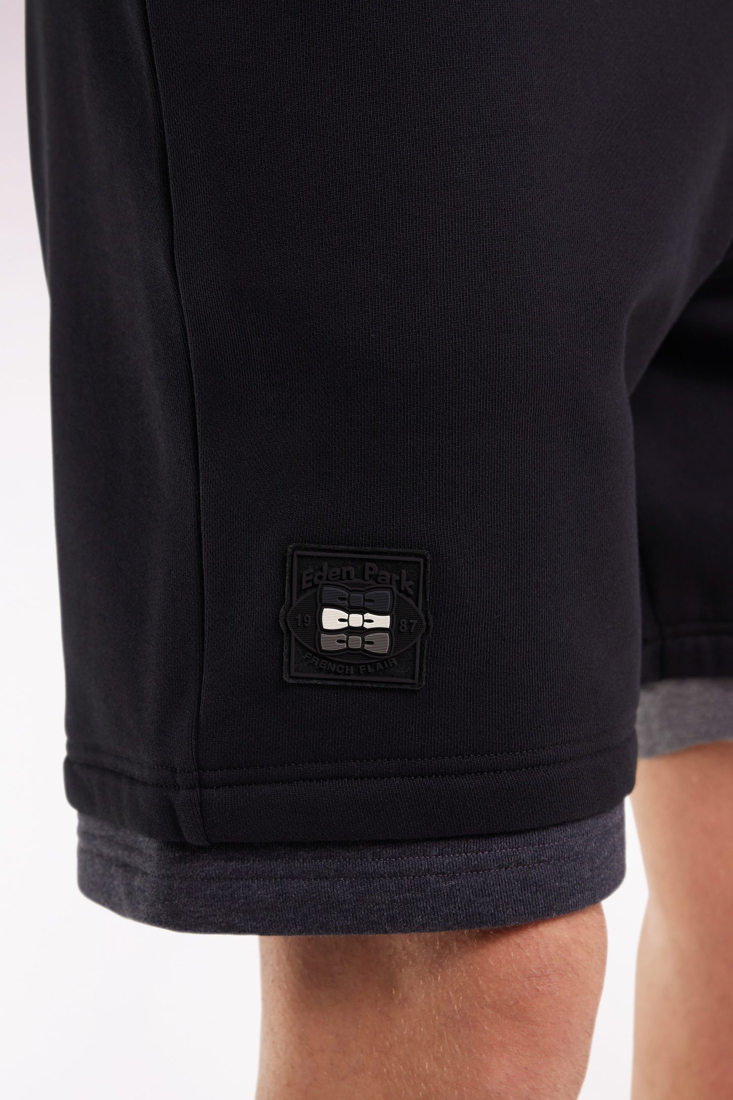Black cotton fleece shorts, loose fit