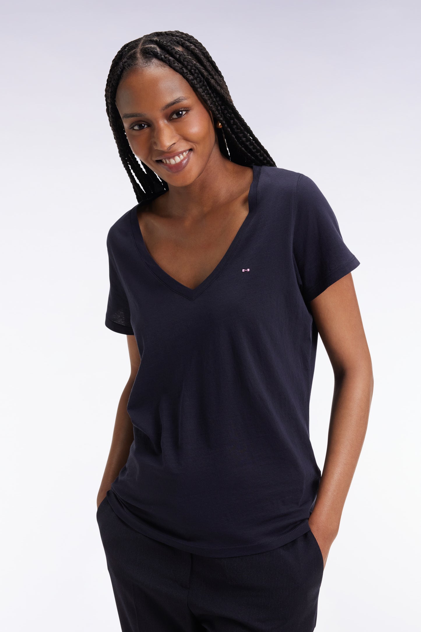 Short-sleeved V-neck T-shirt in navy Pima cotton