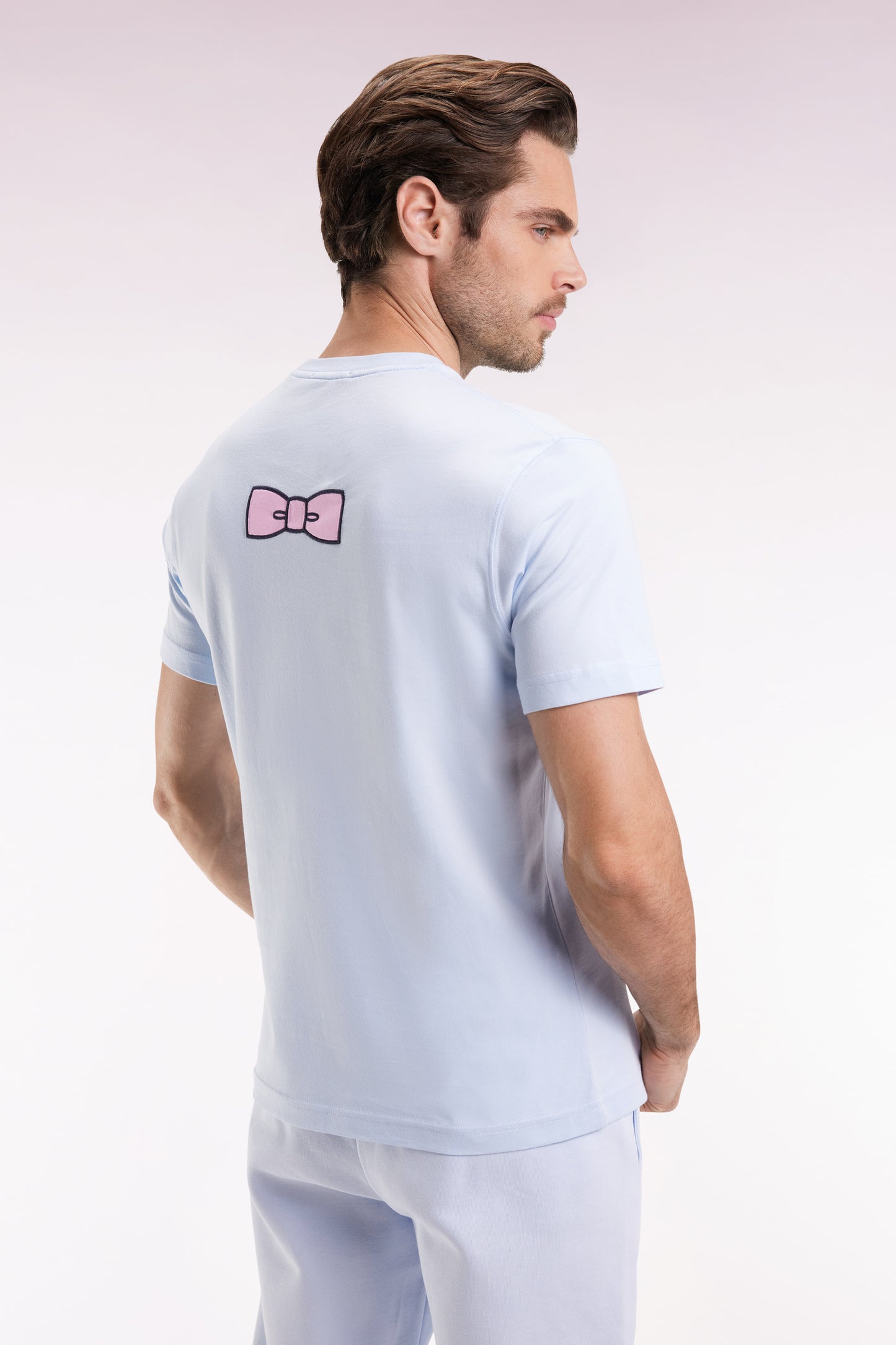 Short-sleeved T-shirt with embroidered back in sky Pima cotton