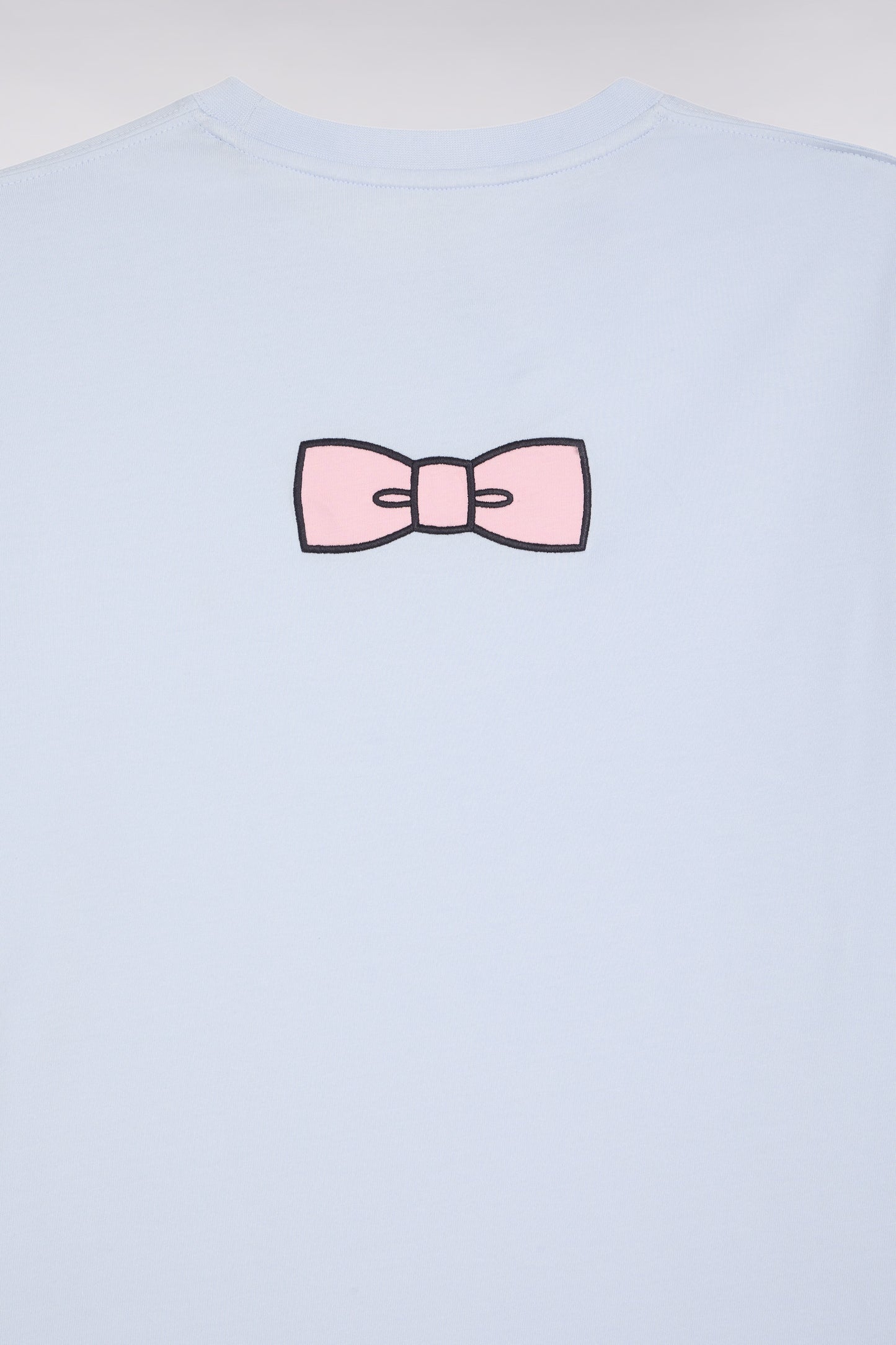 Short-sleeved T-shirt with embroidered back in sky Pima cotton