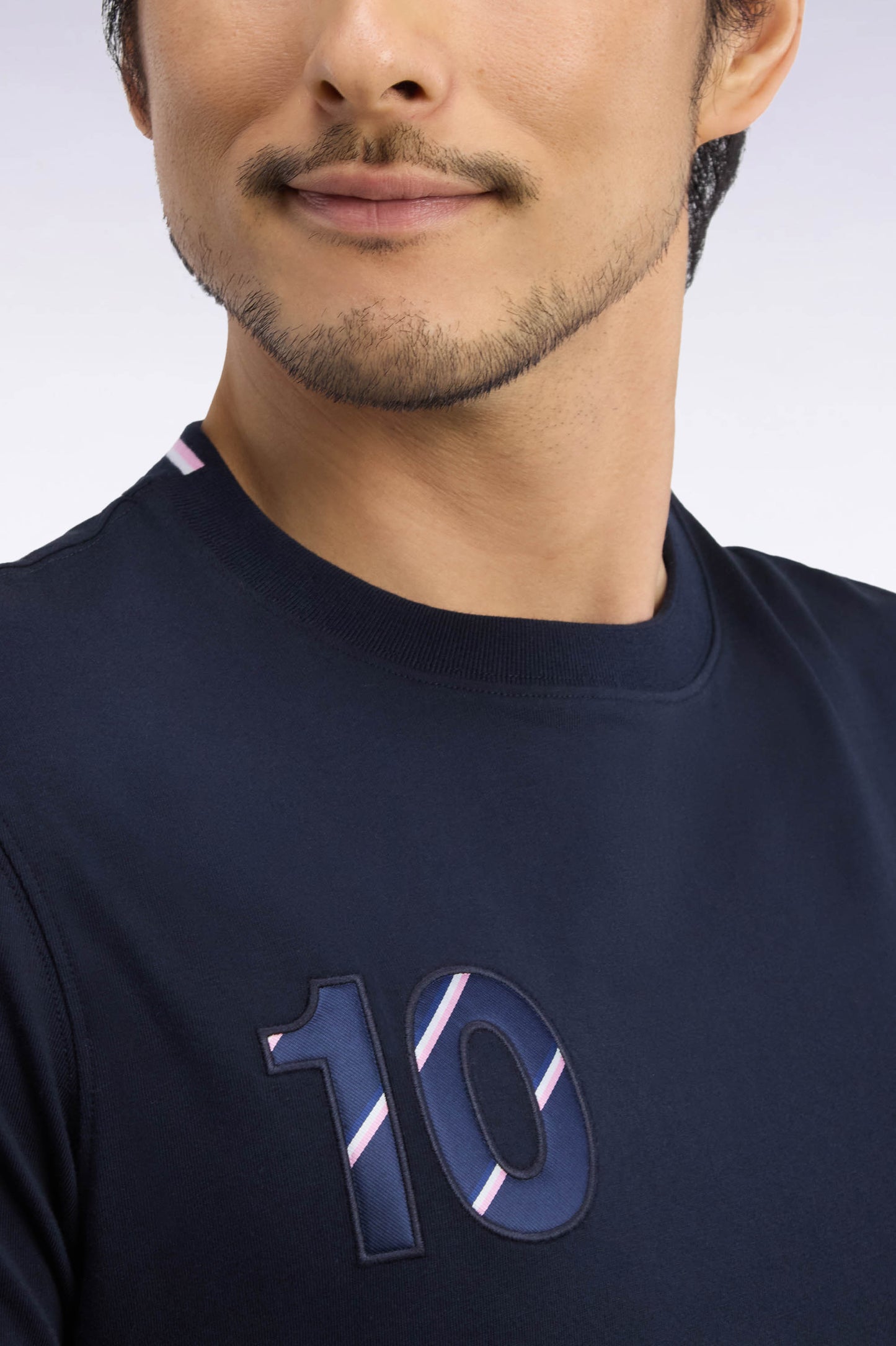 T-shirt en coton marine brodrie numéro 10