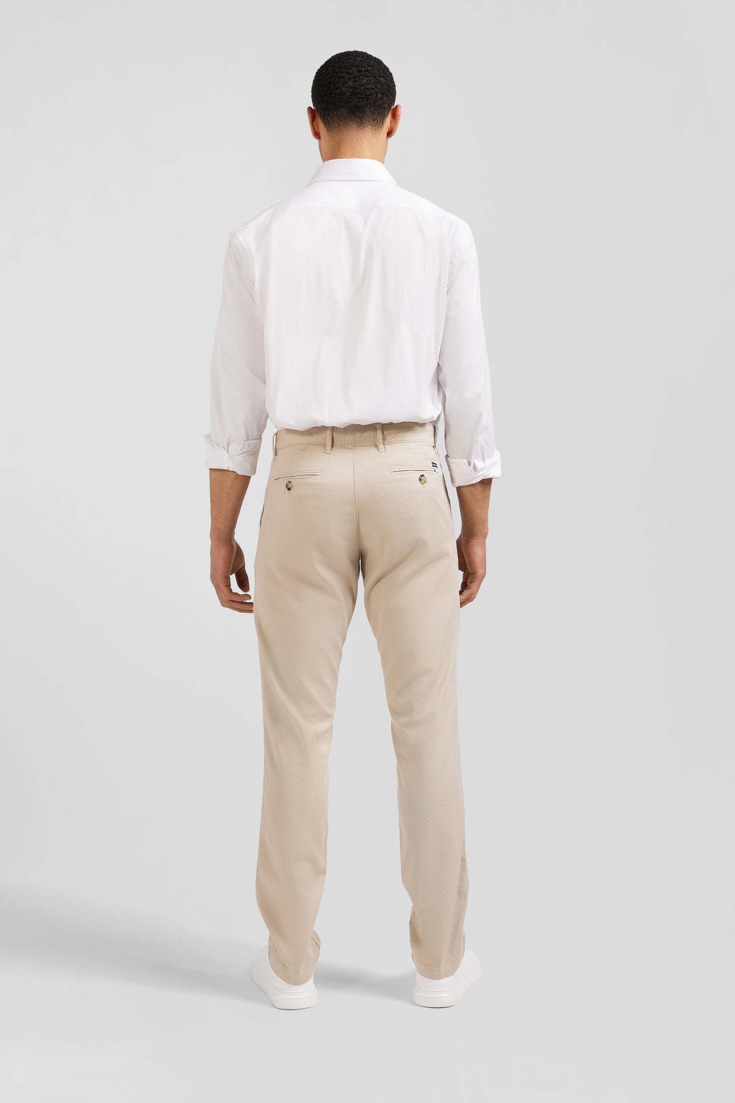 Pantalon chino sans plis beige - Image 5