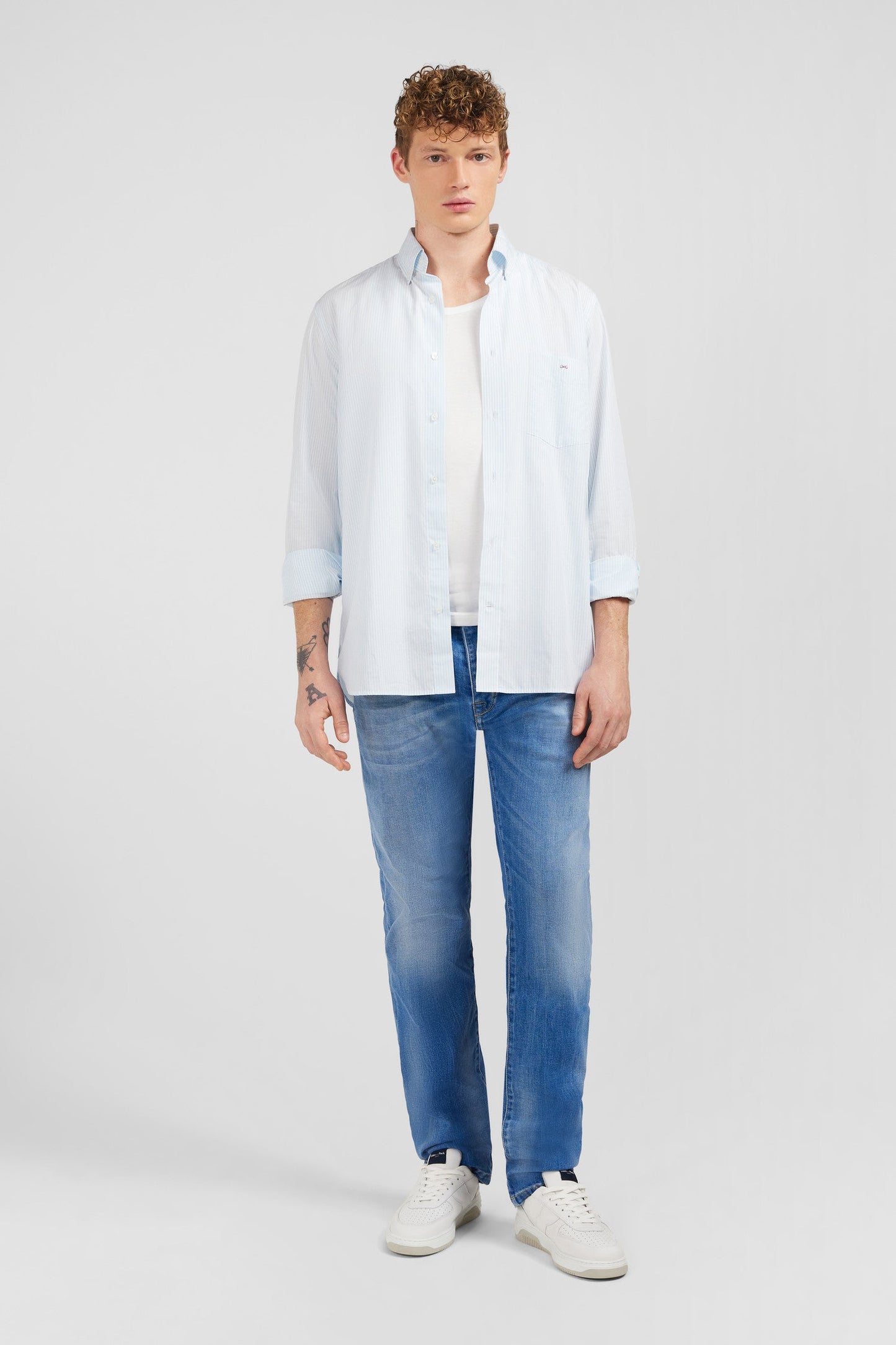 Chemise bleu clair à rayures - Image 1