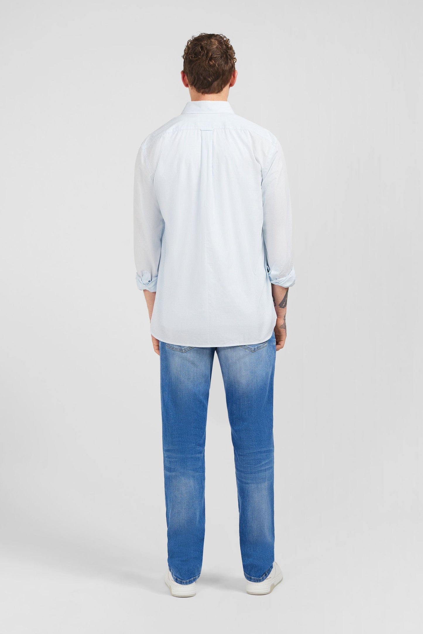 Chemise bleu clair à rayures - Image 7