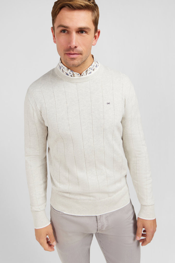 Light grey jumper in decorative cable knit