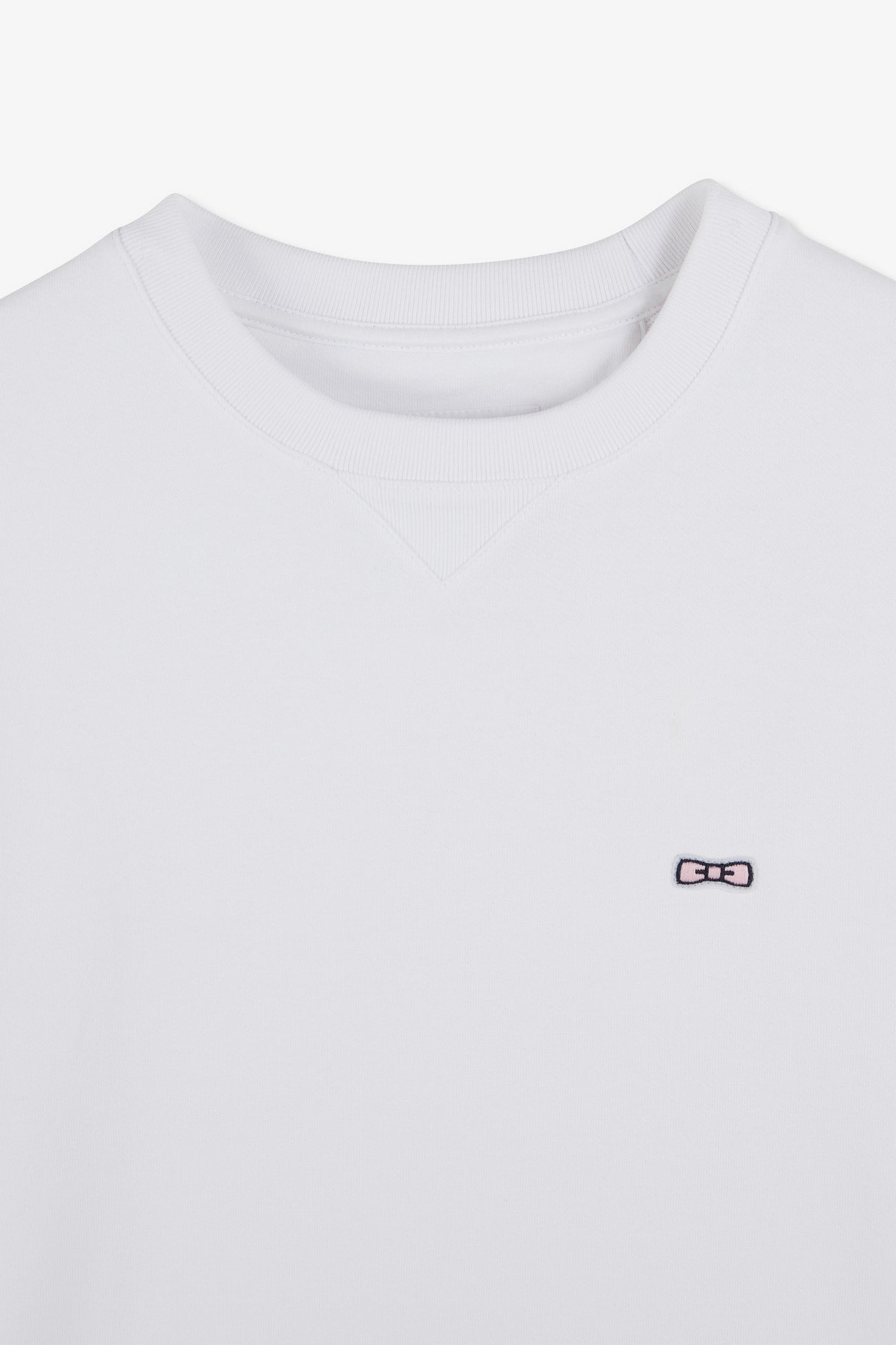 Sweatshirt à col rond en molleton blanc emblème nœud papillon - Image 8