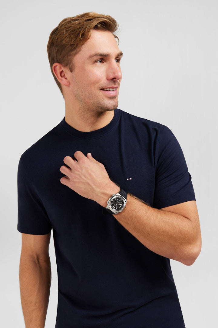 Plain navy blue short-sleeved T-shirt
