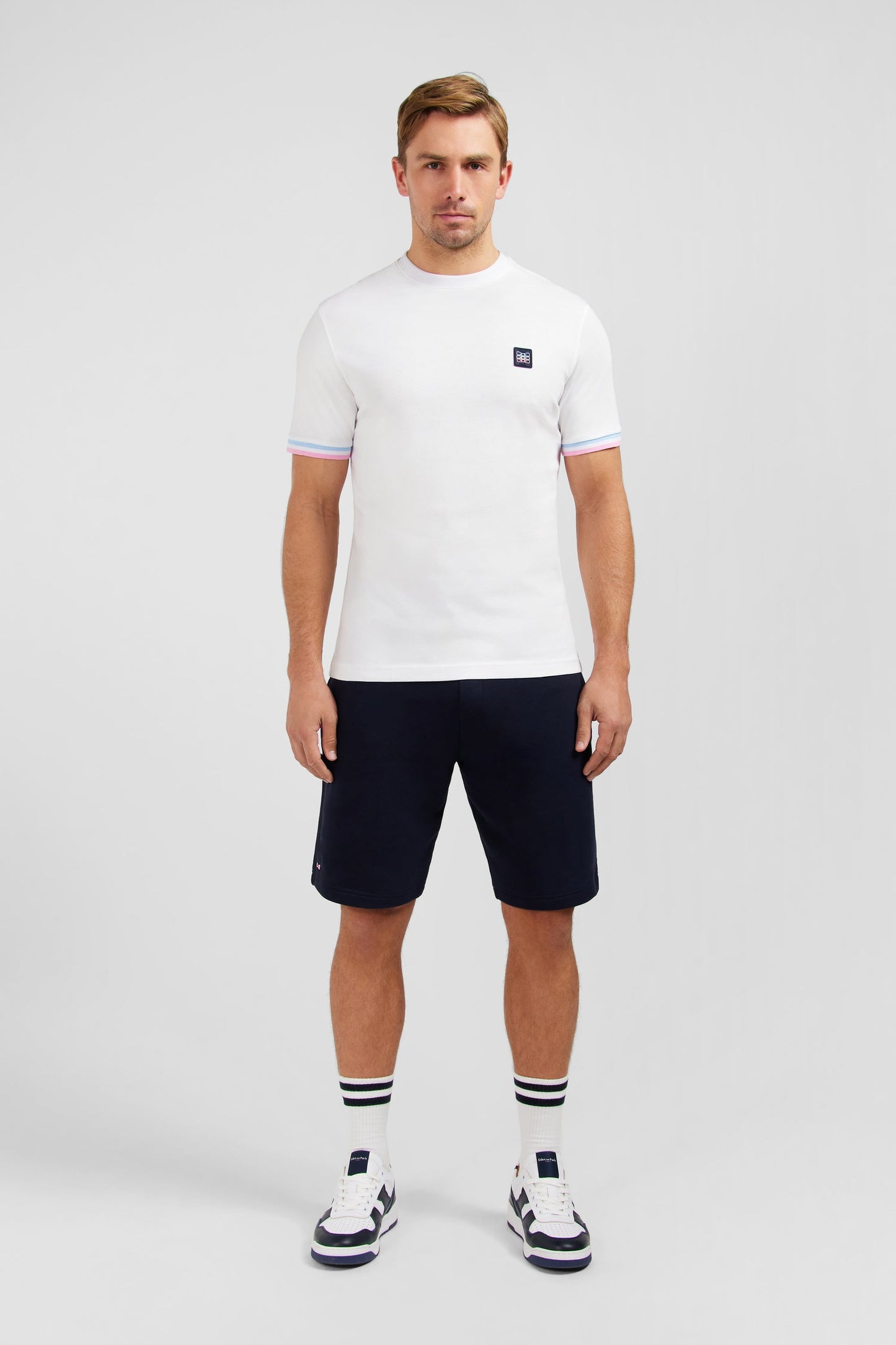 T-shirt manches courtes blanc avec logo reliefé - Image 1