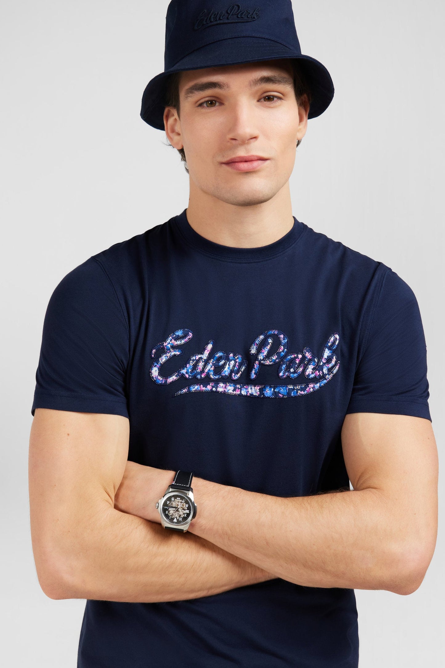 T-shirt uni bleu foncé à inscription Eden Park - Image 3