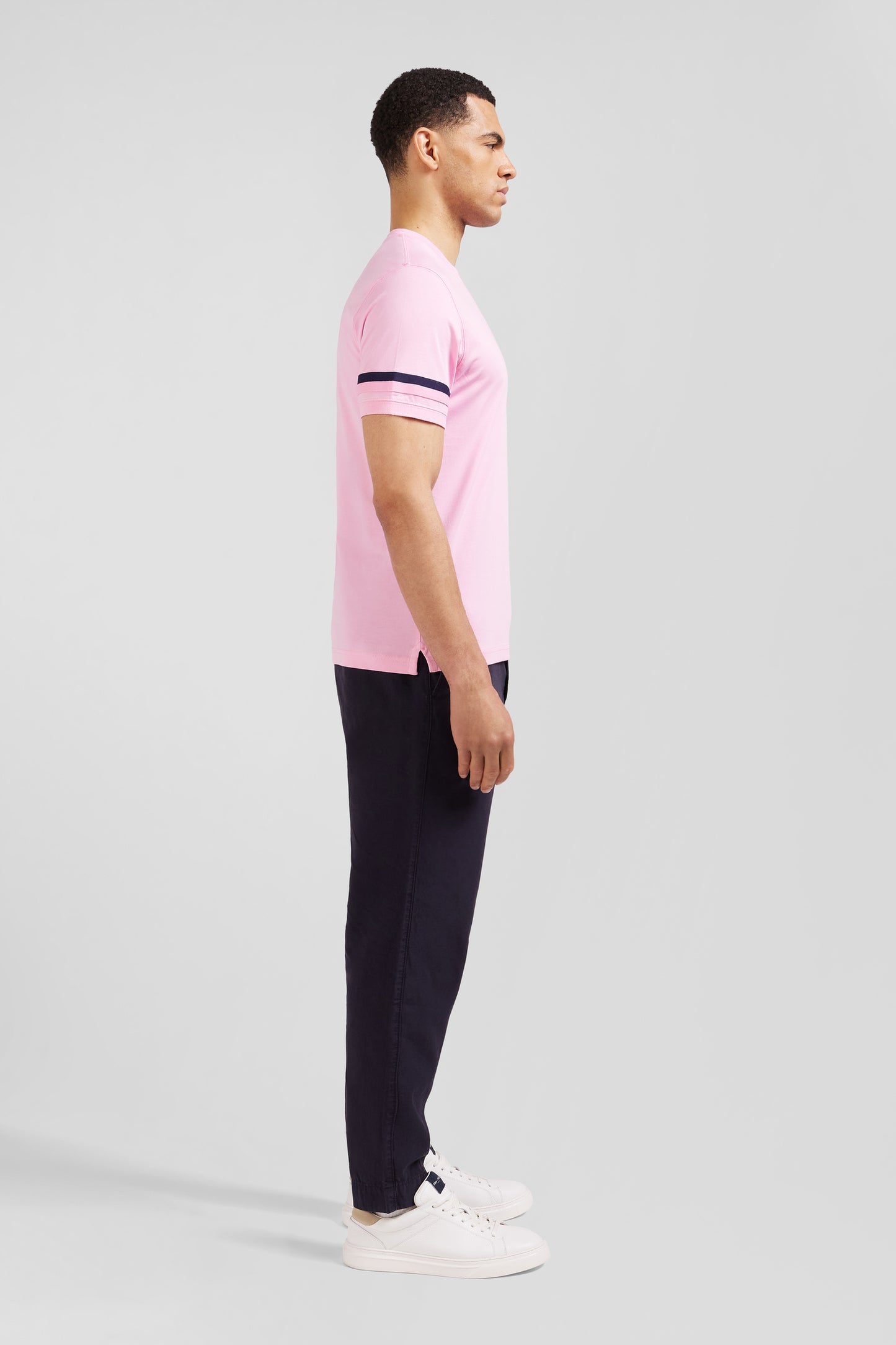 T-shirt manches courtes rose en coton badges emblème - Image 5