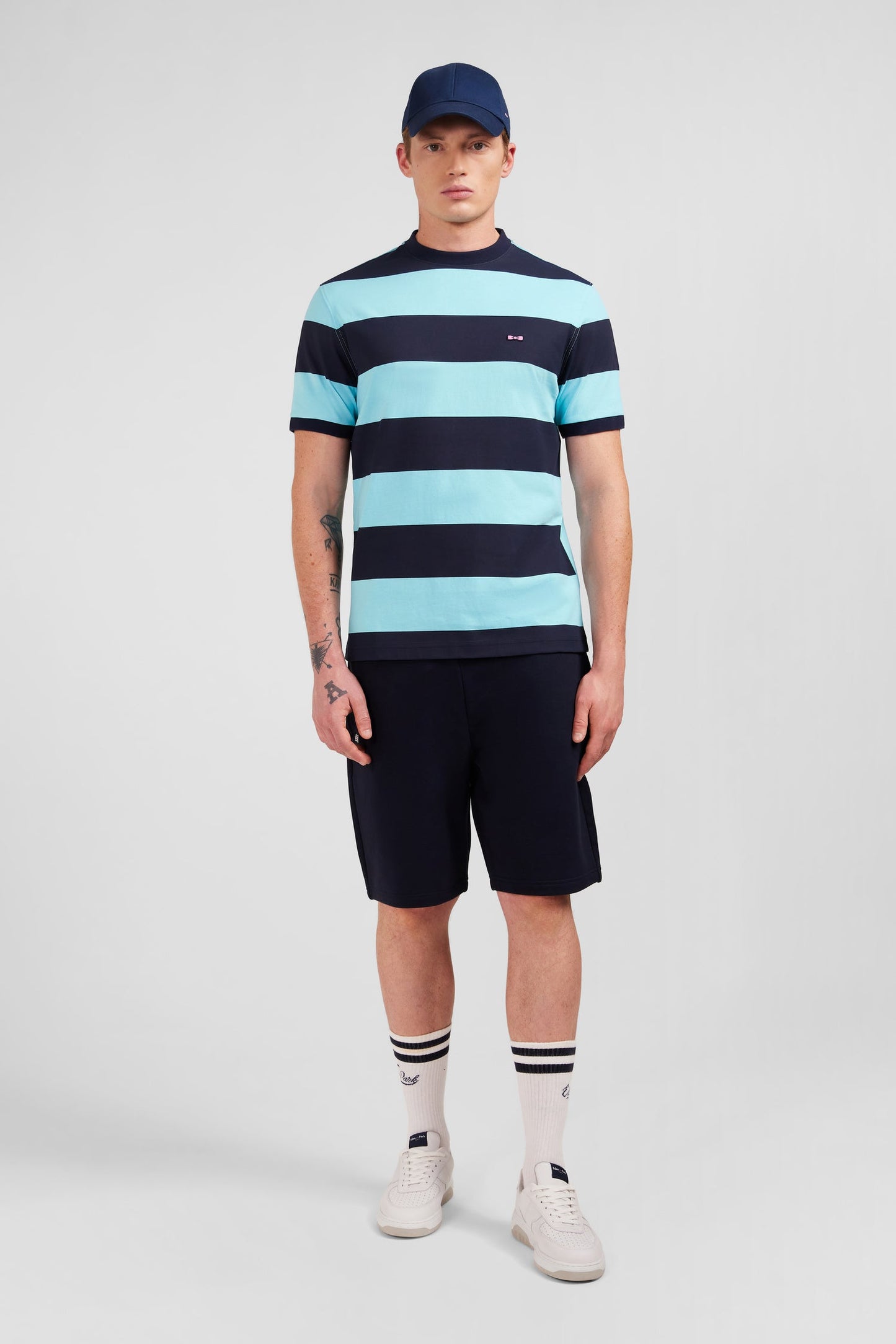 T-shirt manches courtes cerclé marine et turquoise en coton - Image 1