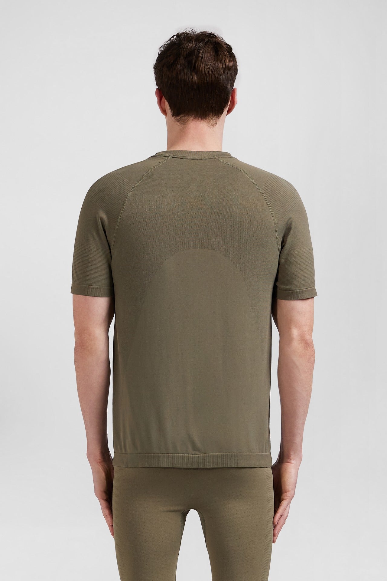 Khaki green short-sleeved sports T-shirt with striped details