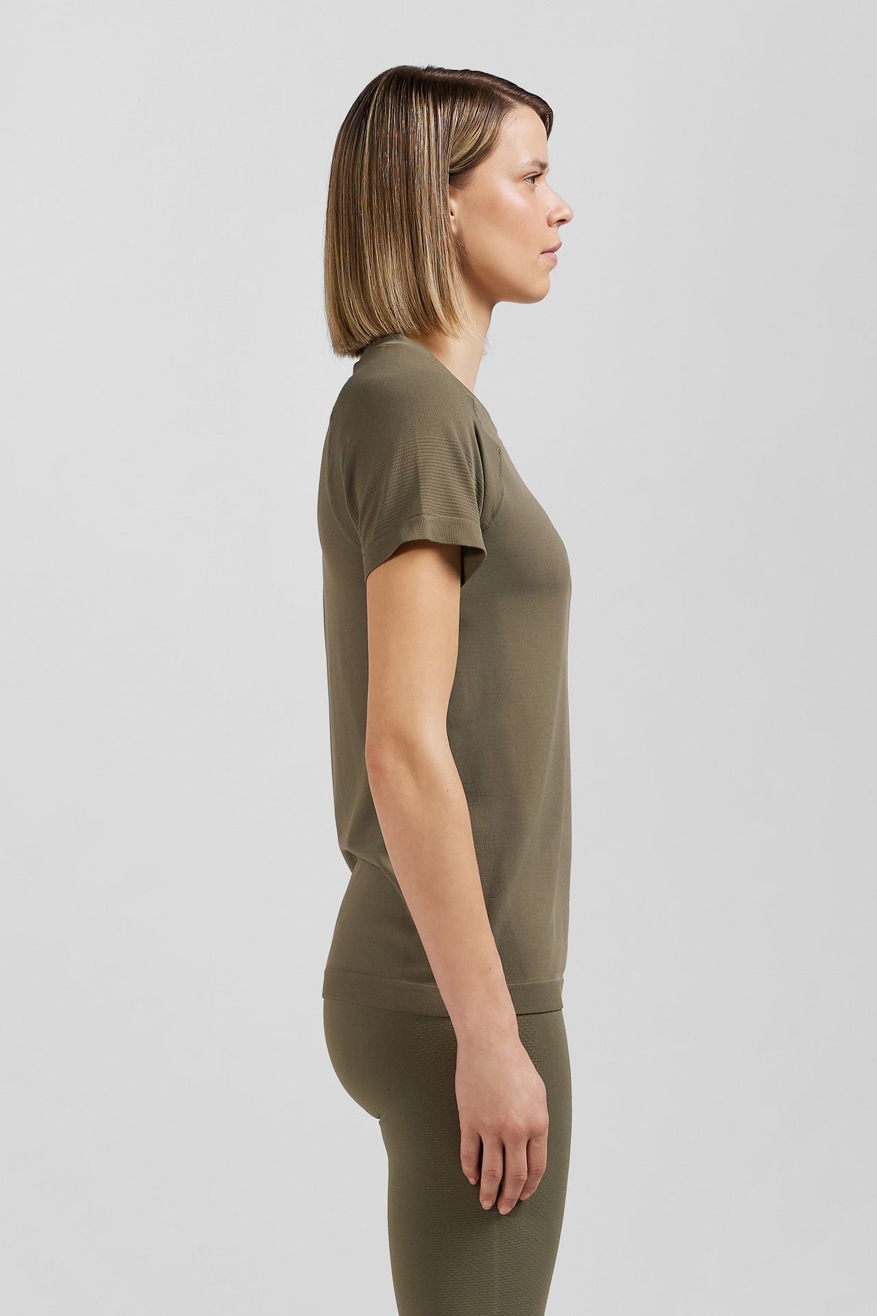 Khaki green short-sleeved sports T-shirt with striped details