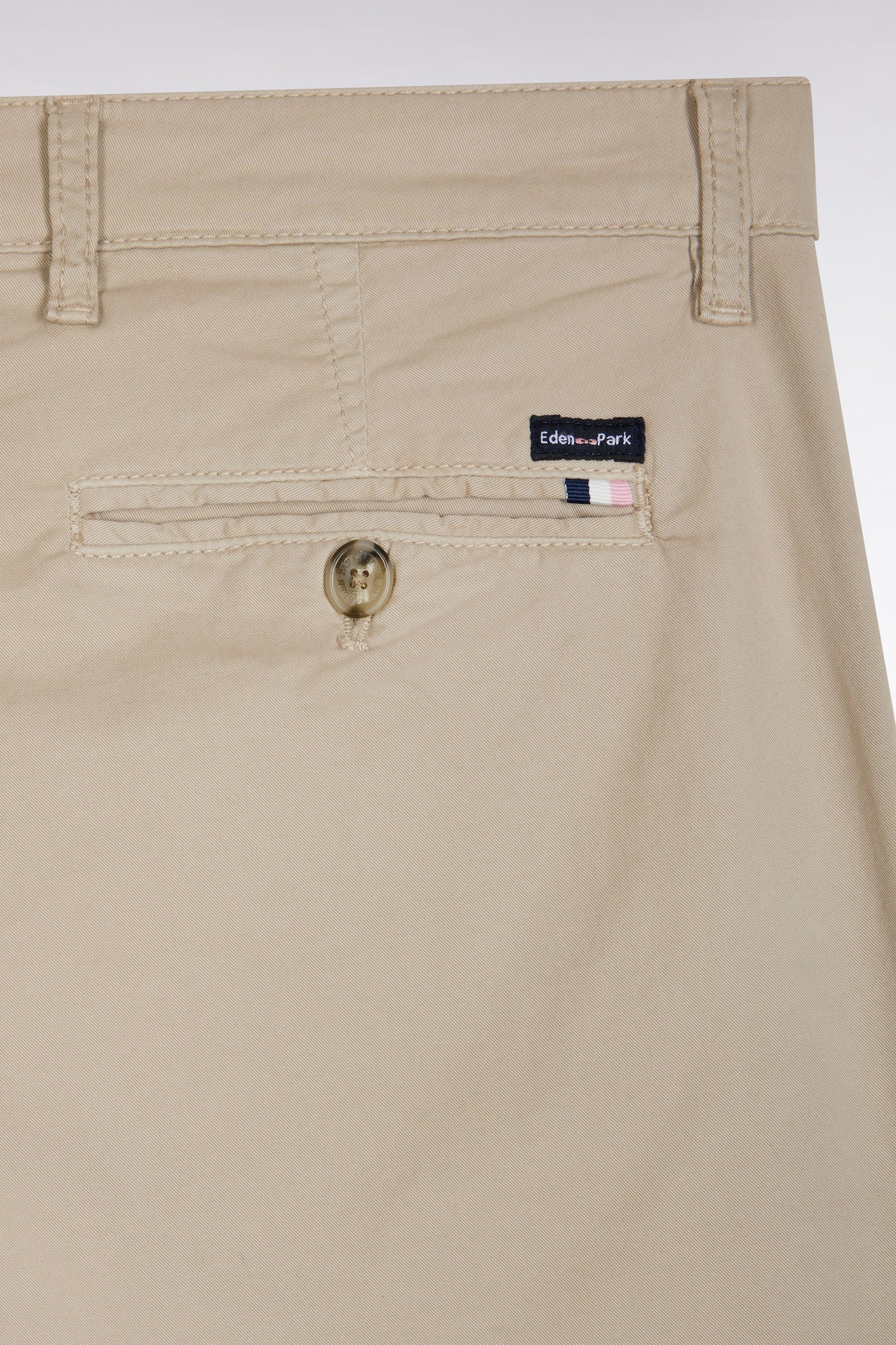 Pantalon chino sans plis en coton stretch beige coupe droite