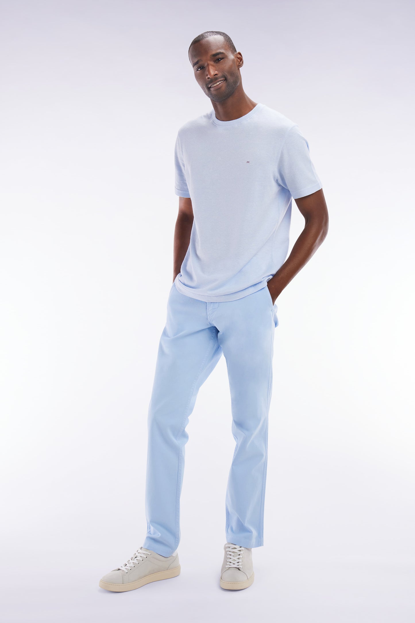Straight-cut light grey stretch cotton and linen pleat-free chinos