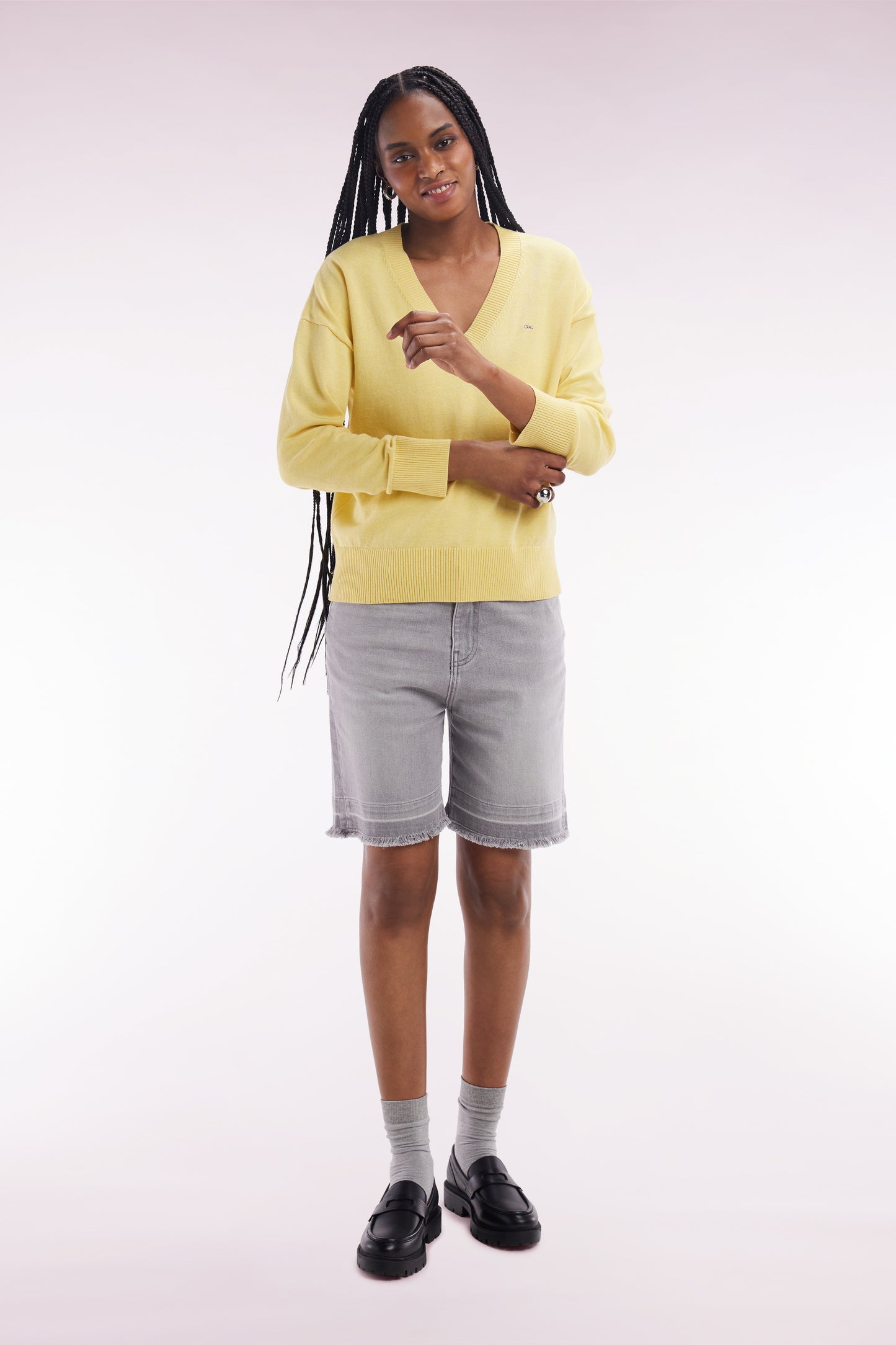 Relaxed fit grey stretch denim shorts