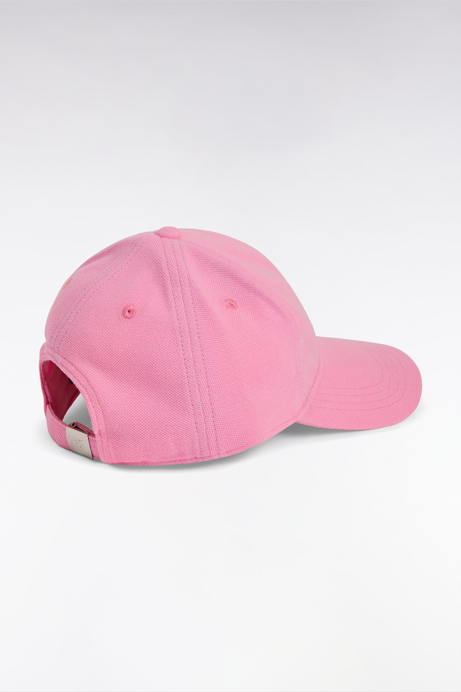 Casquette unie en piqué coton rose broderie nœud papillon