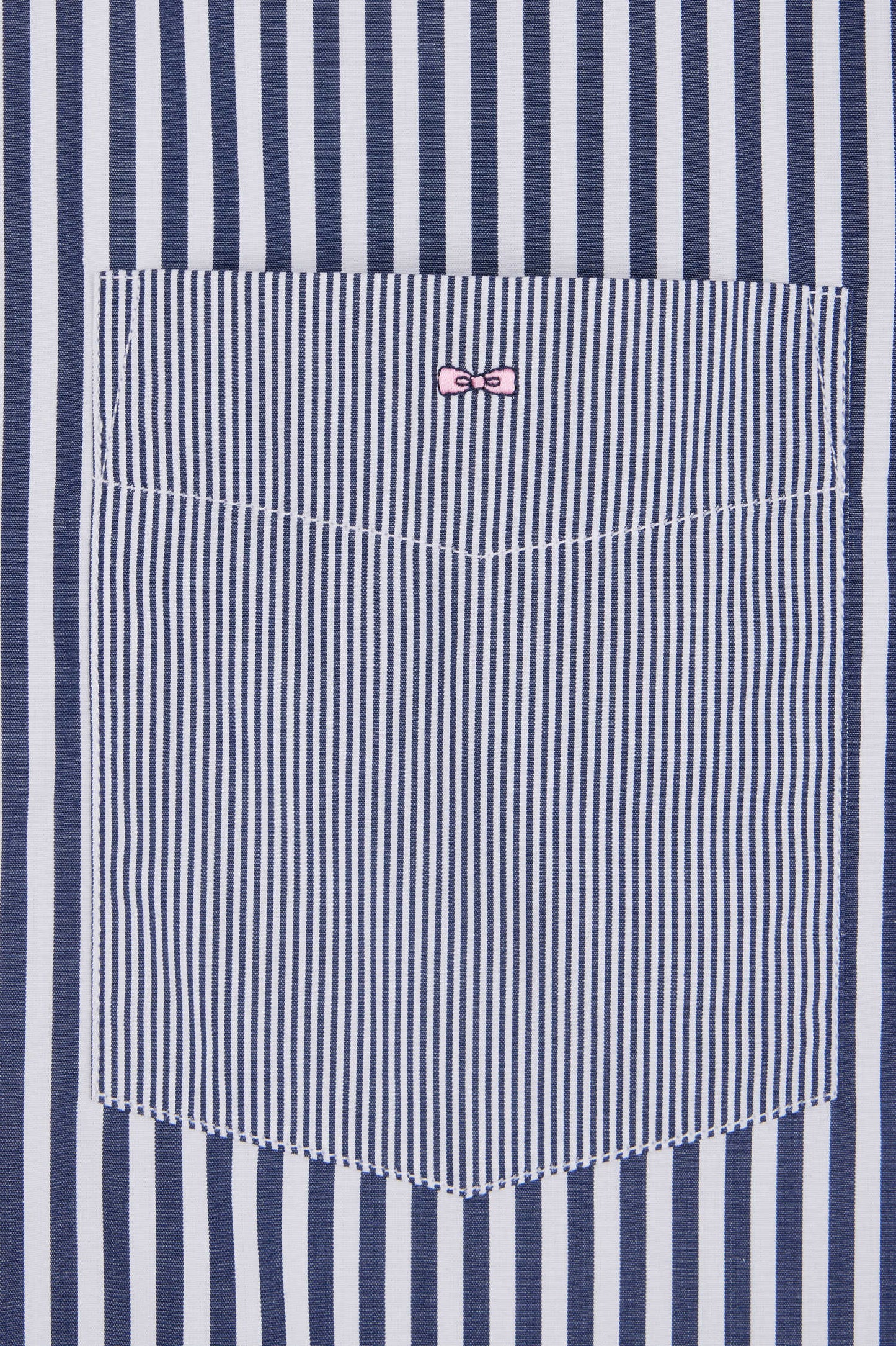 Chemise à manches courtes en popeline de coton rayée bleu foncé coupe droite